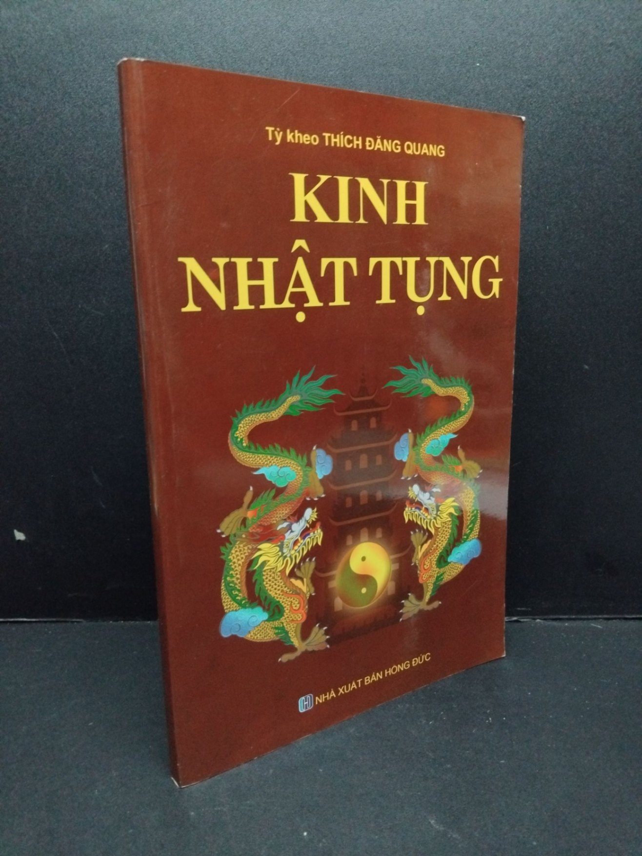 Kinh Nhật Tụng mới 90% bẩn nhẹ HCM2809 Tỳ kheo Thích Đăng Quang TÂM LINH - TÔN GIÁO - THIỀN (NSX)