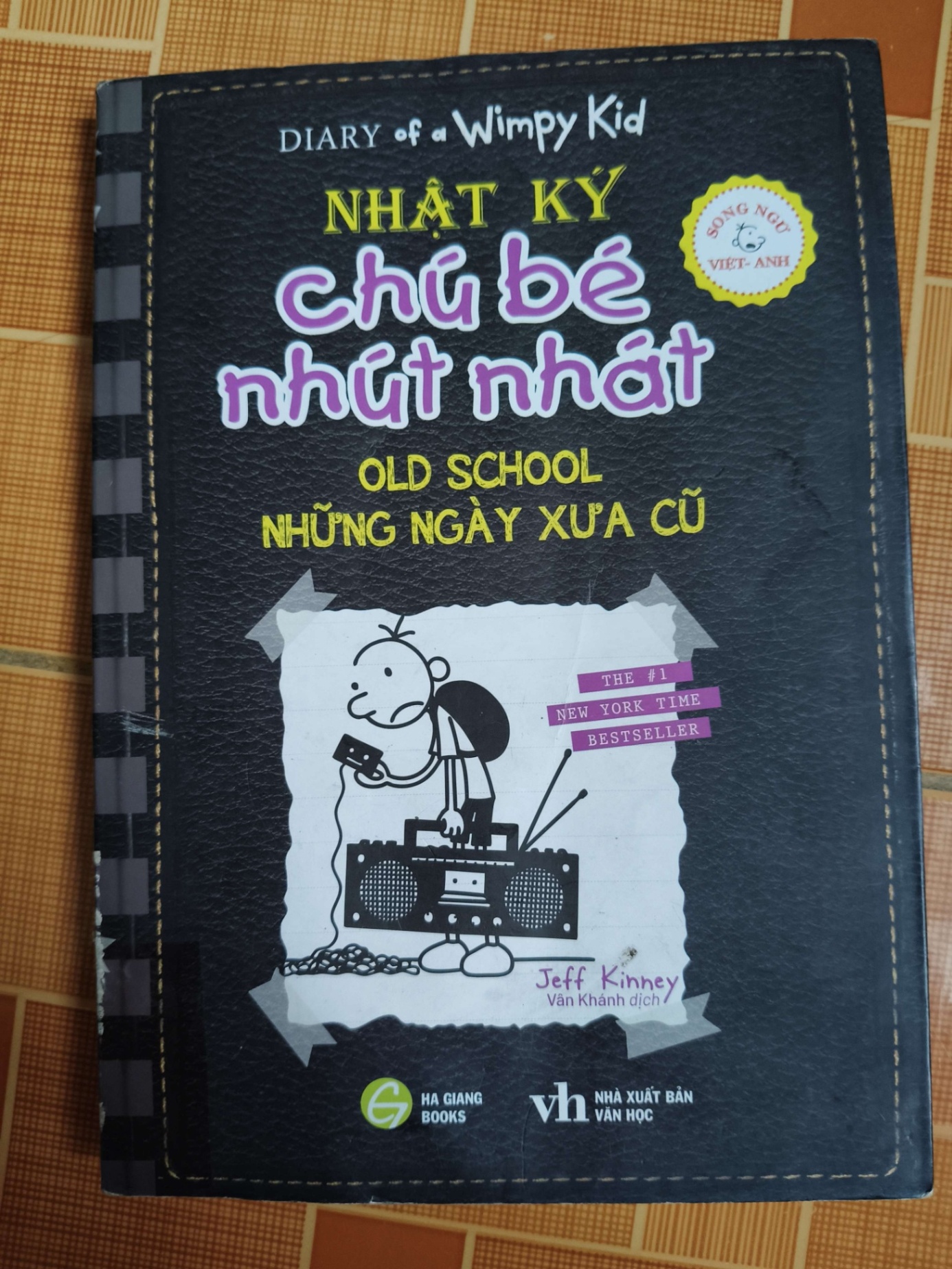 Nhật ký chú bé nhút nhát - 2921 - 359 trang - VĂN HỌC - SVHBANVANSVHANTQ3112-110