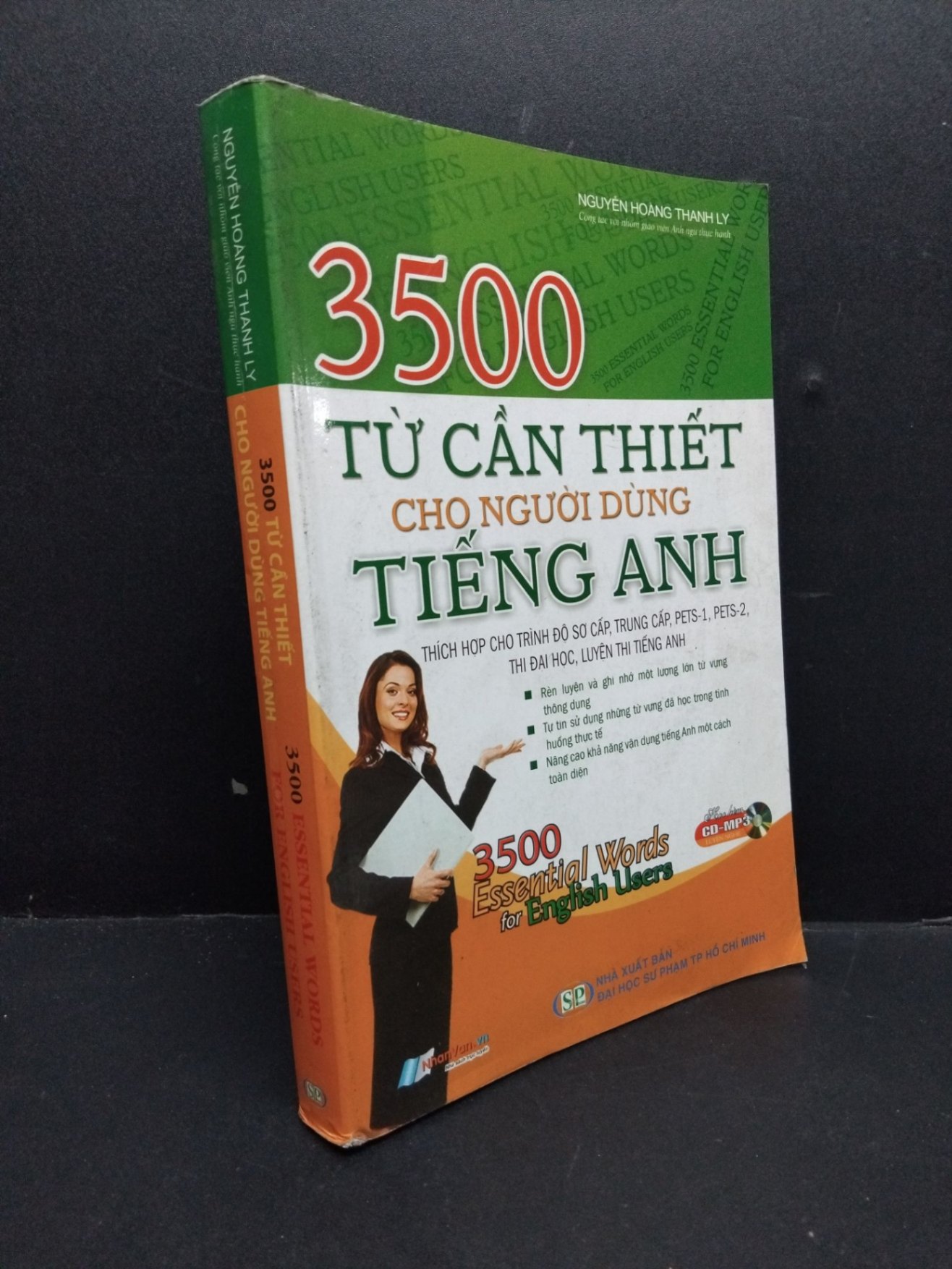 3500 từ cần thiết cho người dùng tiếng anh mới 80% chóc gáy bẩn nhẹ HCM1906 Nguyễn Hoàng Thanh Ly SÁCH HỌC NGOẠI NGỮ (NSX)
