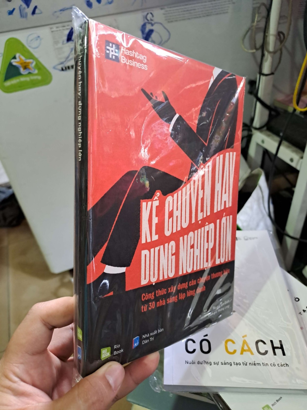 Kể chuyện hay dựng nghiệp lớn - mới 100% - KỸ NĂNG - HCM0111 (NSX)