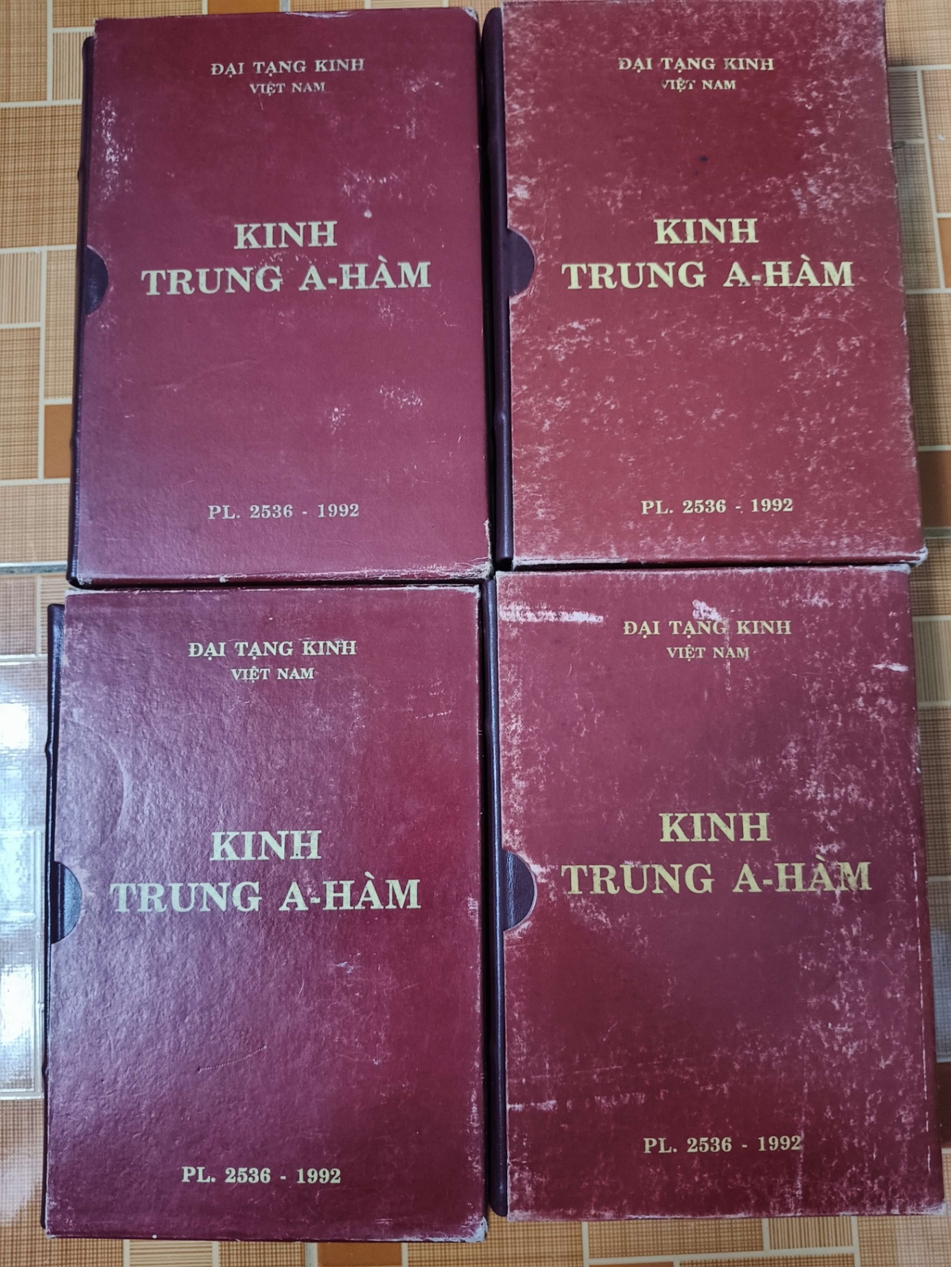 Kinh Trung A Hàm - 1992 - 3910 trang - TÂM LINH - TÔN GIÁO - THIỀN - STLTGTAPAHAMSTLTGANTQ3112-129