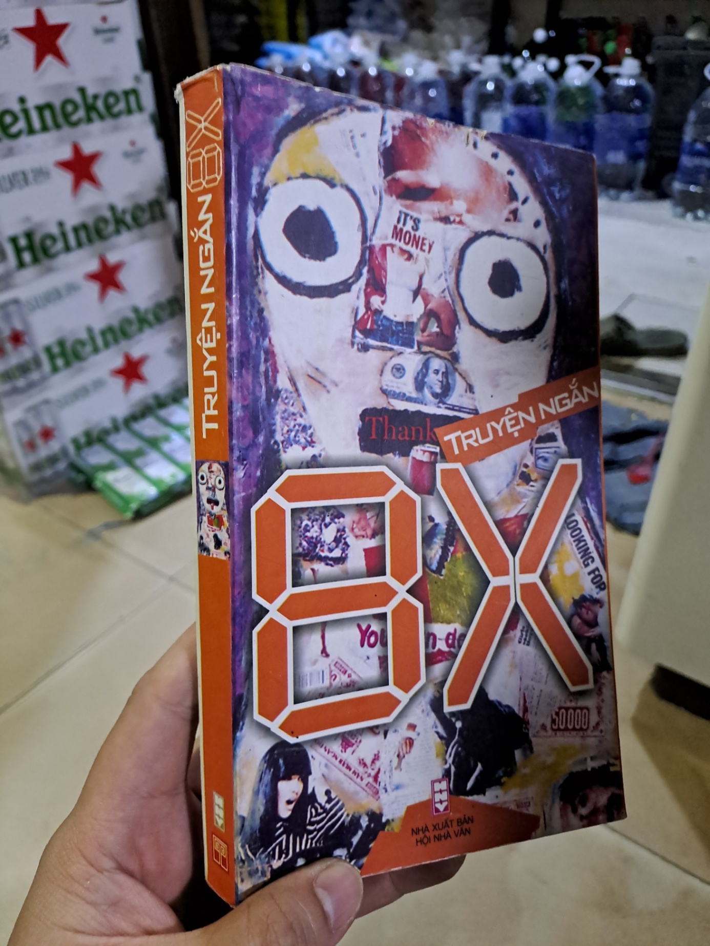 Truyện ngắn 8X mới 70% ố có chữ ký, bị mọt 2006 HCM0308 Văn học Việt Nam (NSX)