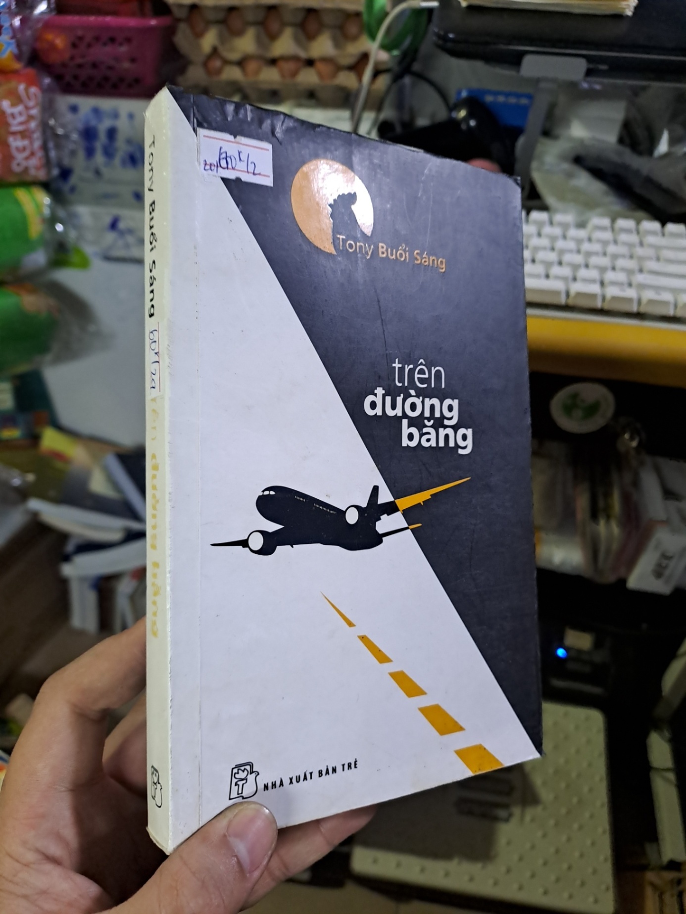 Trên đường băng Tony buổi sáng 2015 mới 80% có vết ẩm ố KỸ NĂNG HCM1709
