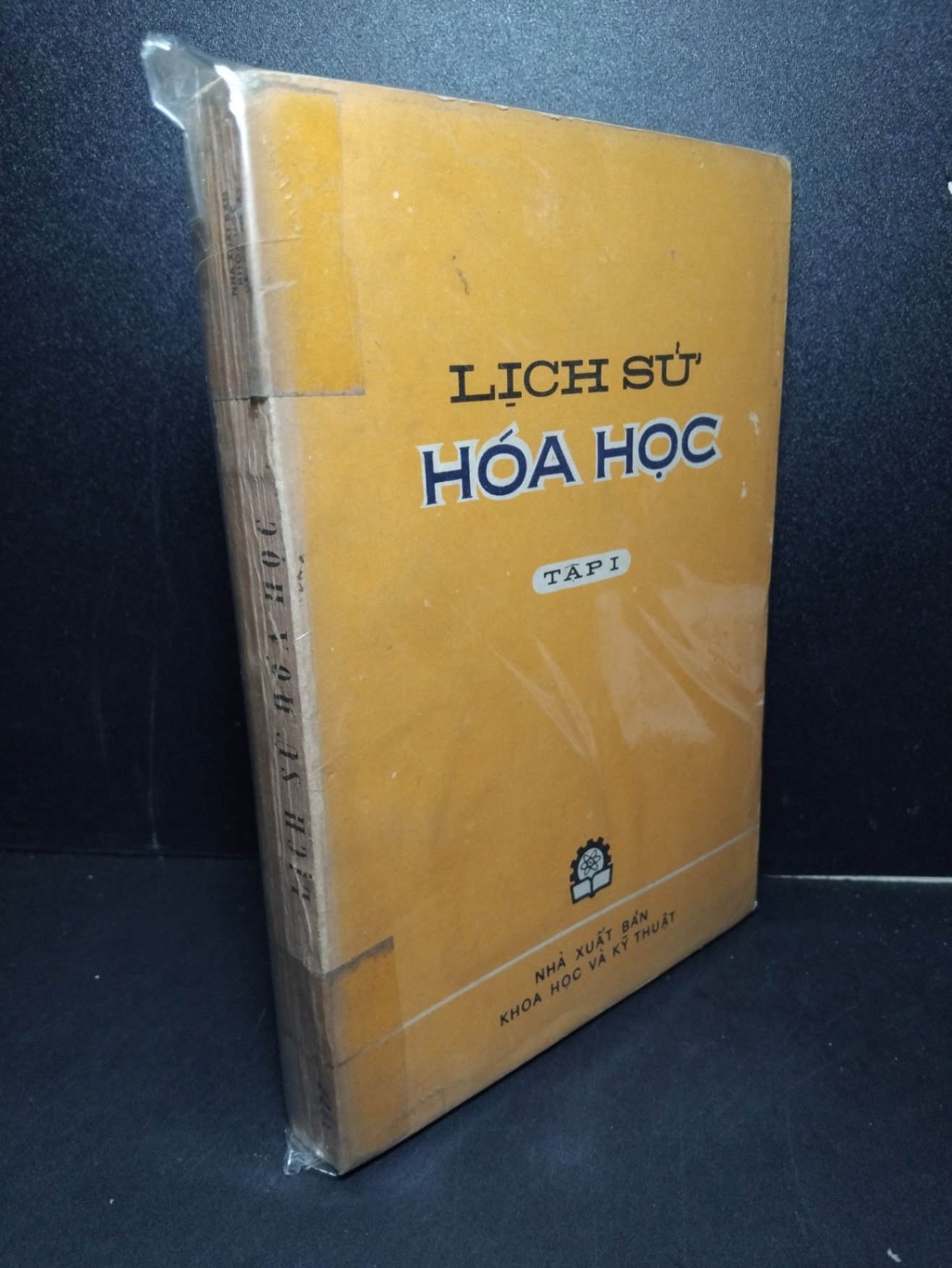 Lịch sử hóa học tập 1 mới 70% bẩn bìa, ố vàng, tróc gáy nhẹ 1977 HCM2603 KHOA HỌC ĐỜI SỐNG (NSX)
