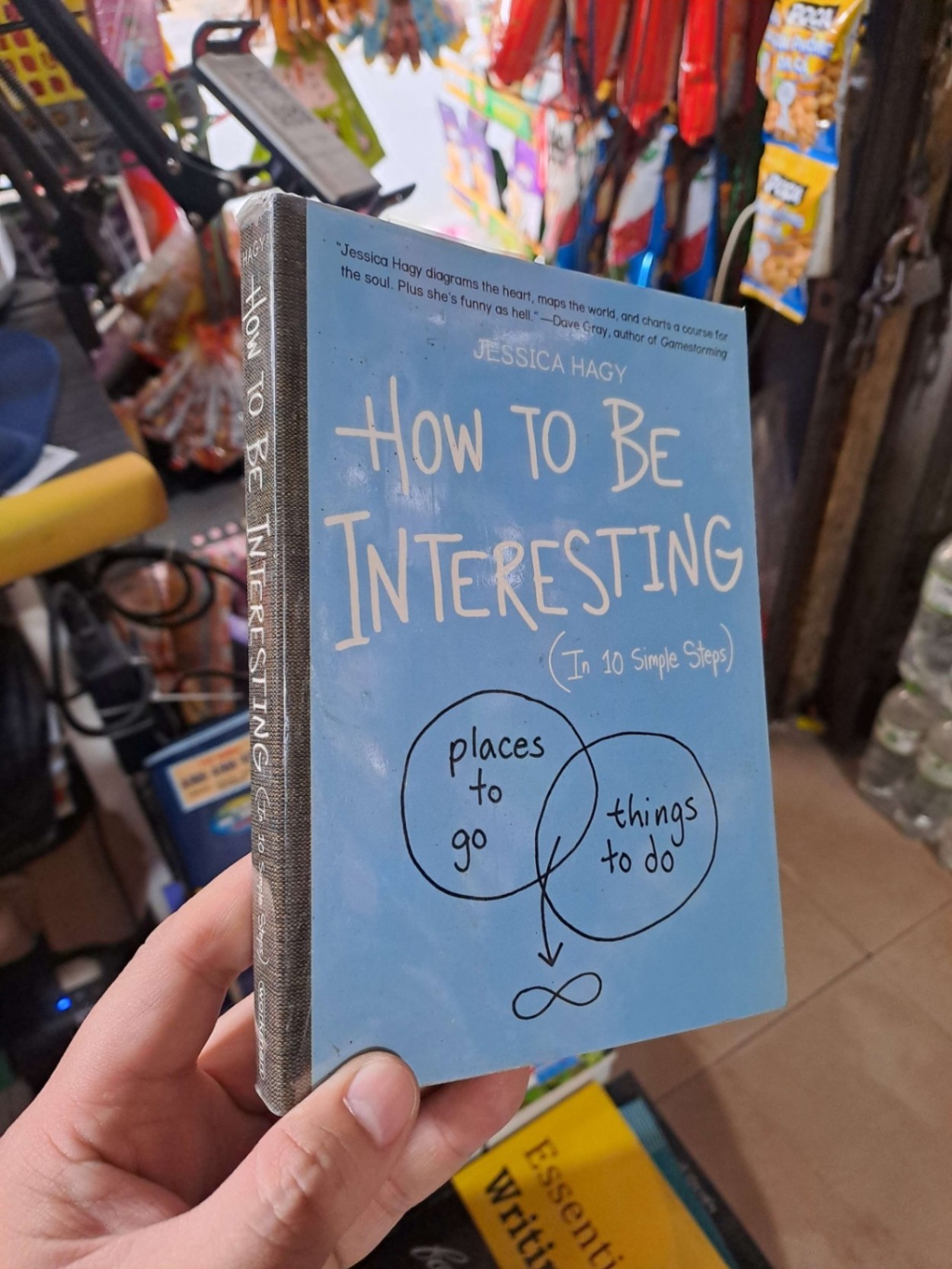 How To Be Interesting - Jessica Hagy mới 80% ố nhẹ có chữ ký tặng chồng bự KỸ NĂNG HCM3012 (NSX)