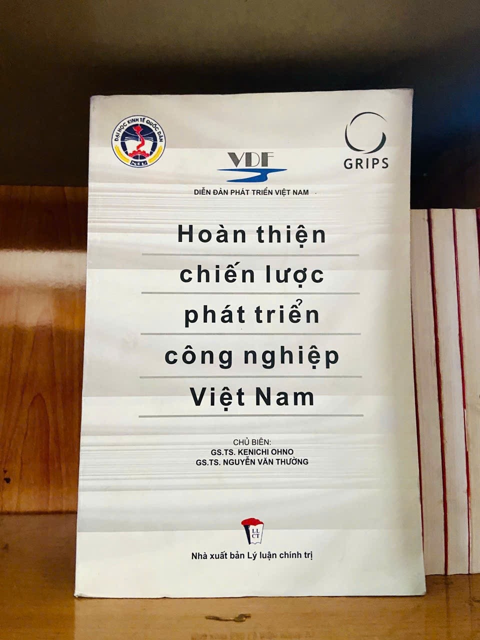 Hoàn thiện chiến lược phát triển công nghiệp Việt Nam - GIÁO TRÌNH, CHUYÊN MÔN - VAVO2911-154