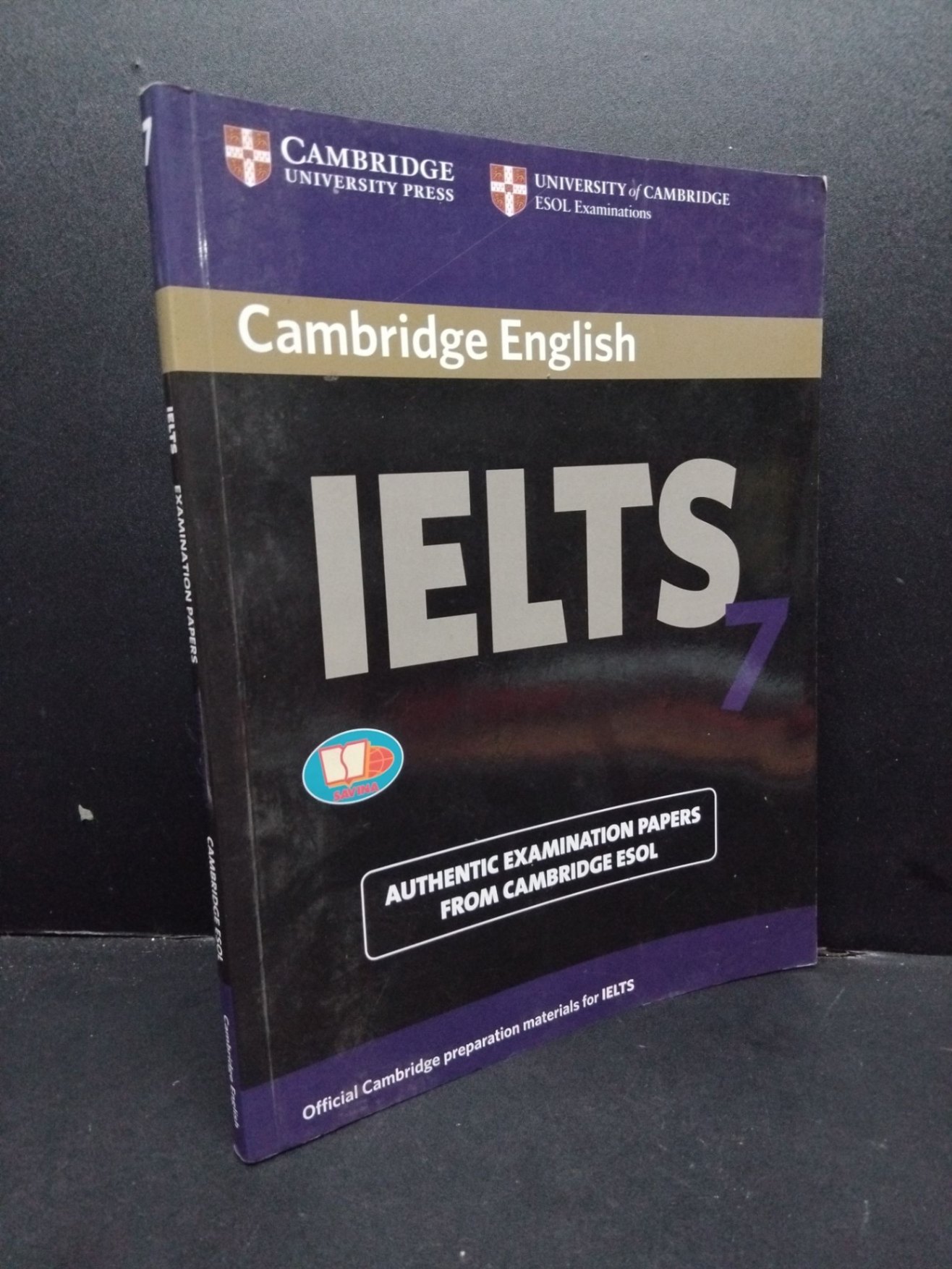 Cambridge English IELTS examination paper with answer 7 mới 80% bẩn bìa, ố nhẹ, tróc gáy, có chữ viết HCM1209 Cambridge Esol HỌC NGOẠI NGỮ