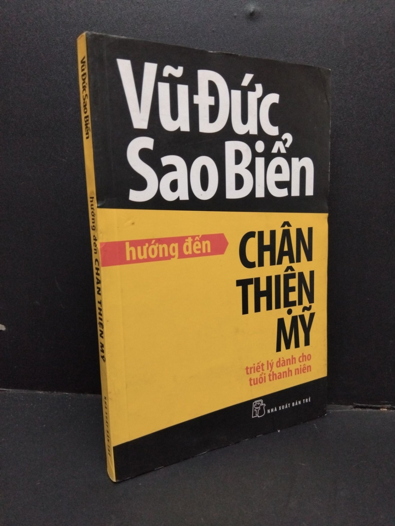Hướng đến chân thiện mỹ mới 70% bẩn bìa, ố vàng, ẩm nhẹ 2011 HCM2110 Vũ Đức Sao Biển TÂM LÝ (NSX)