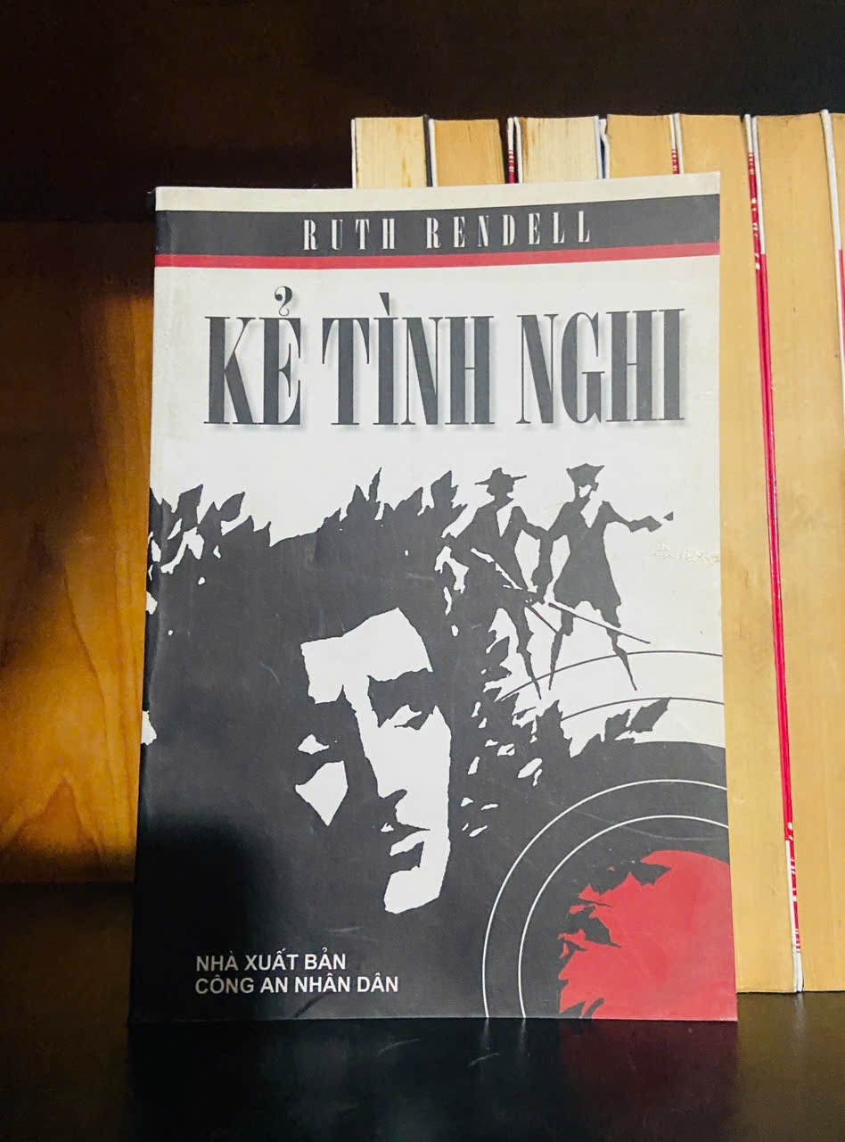 Kẻ tình nghi / Ruth Rendell VĂN HỌC VAVO2012-133