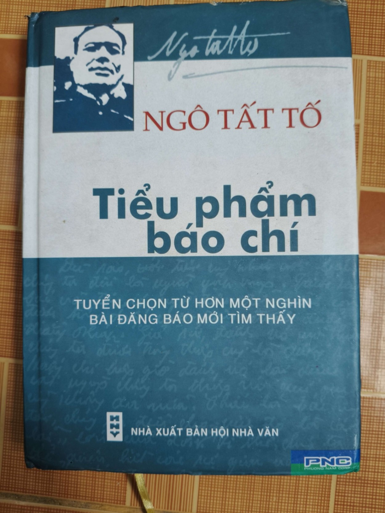 Ngô Tất Tố Tiểu phẩm báo chí L5 - 2005 - 380 trang VĂN HỌC ANTQ2012-161