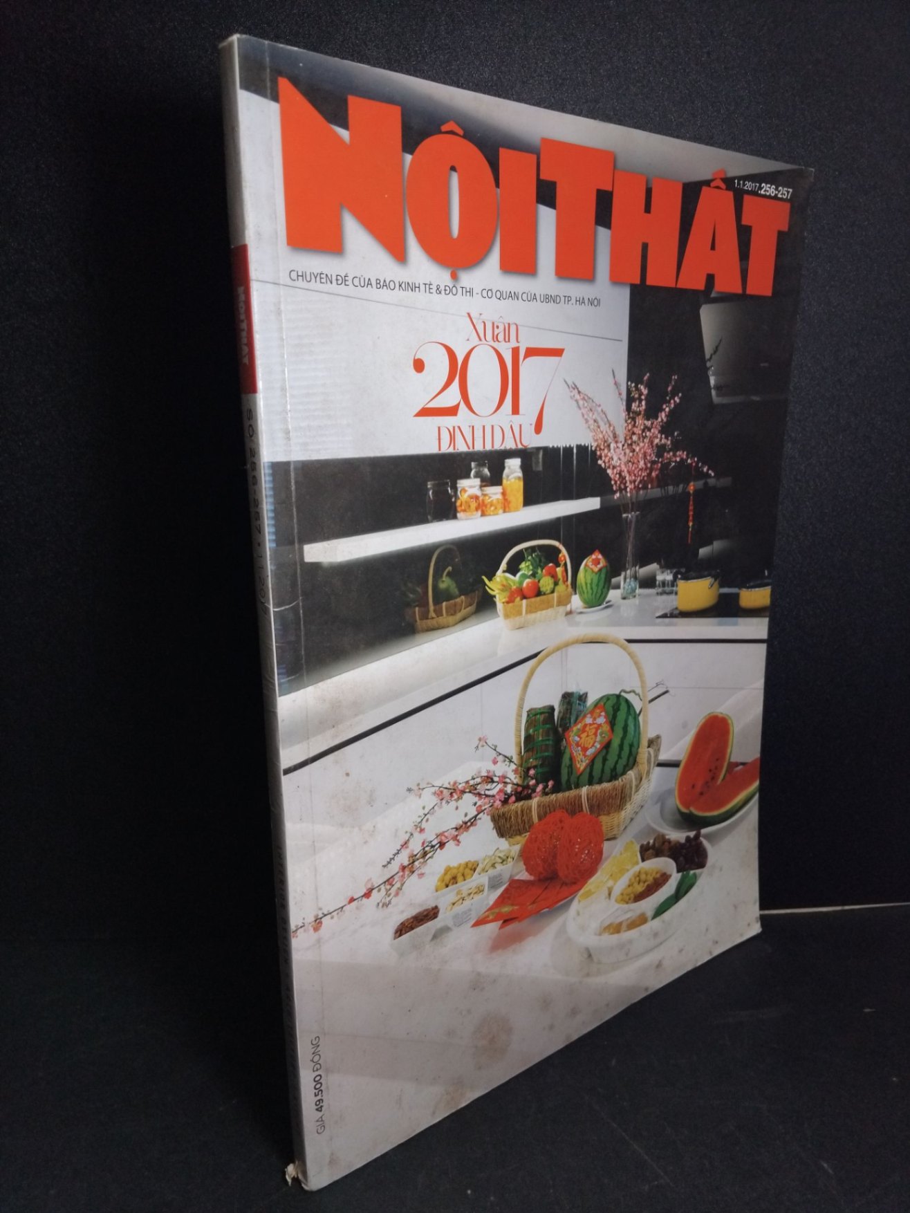 Nội thất số 256 - 257 mới 70% bẩn bìa, ố nhẹ, tróc gáy 2017 HCM2101 TẠP CHÍ, THIẾT KẾ, THỜI TRANG