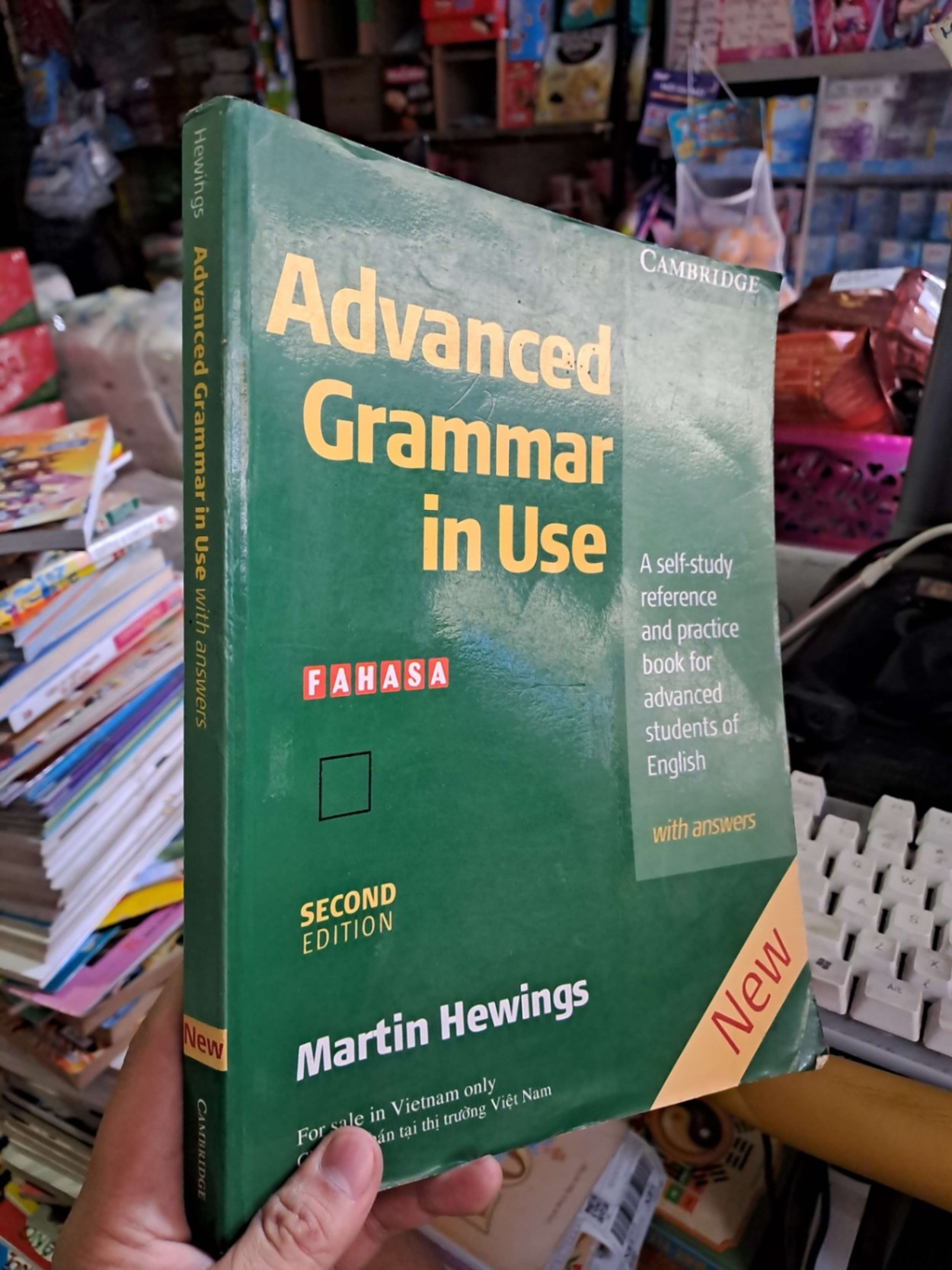 Advanced grammar in use with answers - Hewings - có viết mực vài trang đầu mới 80% ố - HỌC NGOẠI NGỮ - HCM0111