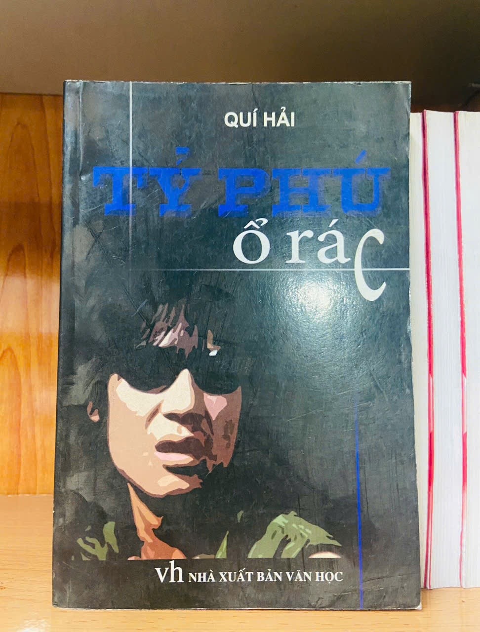 Tỷ phú ổ rác - Quí Hải - VĂN HỌC - VAVO2011-30