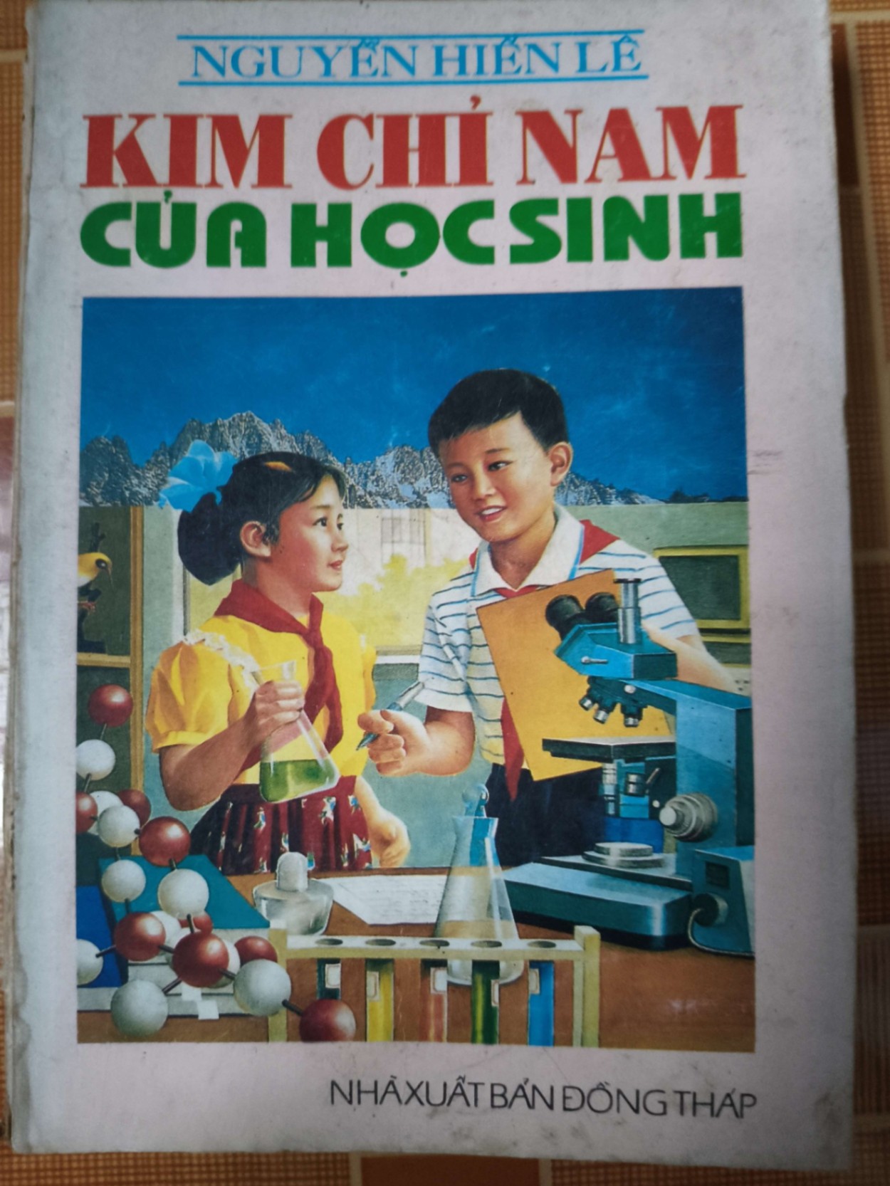 Kim chỉ nam của học sinh - 1993 - 247 trang - KỸ NĂNG - SKNTTLNSKNANTQ3112-136