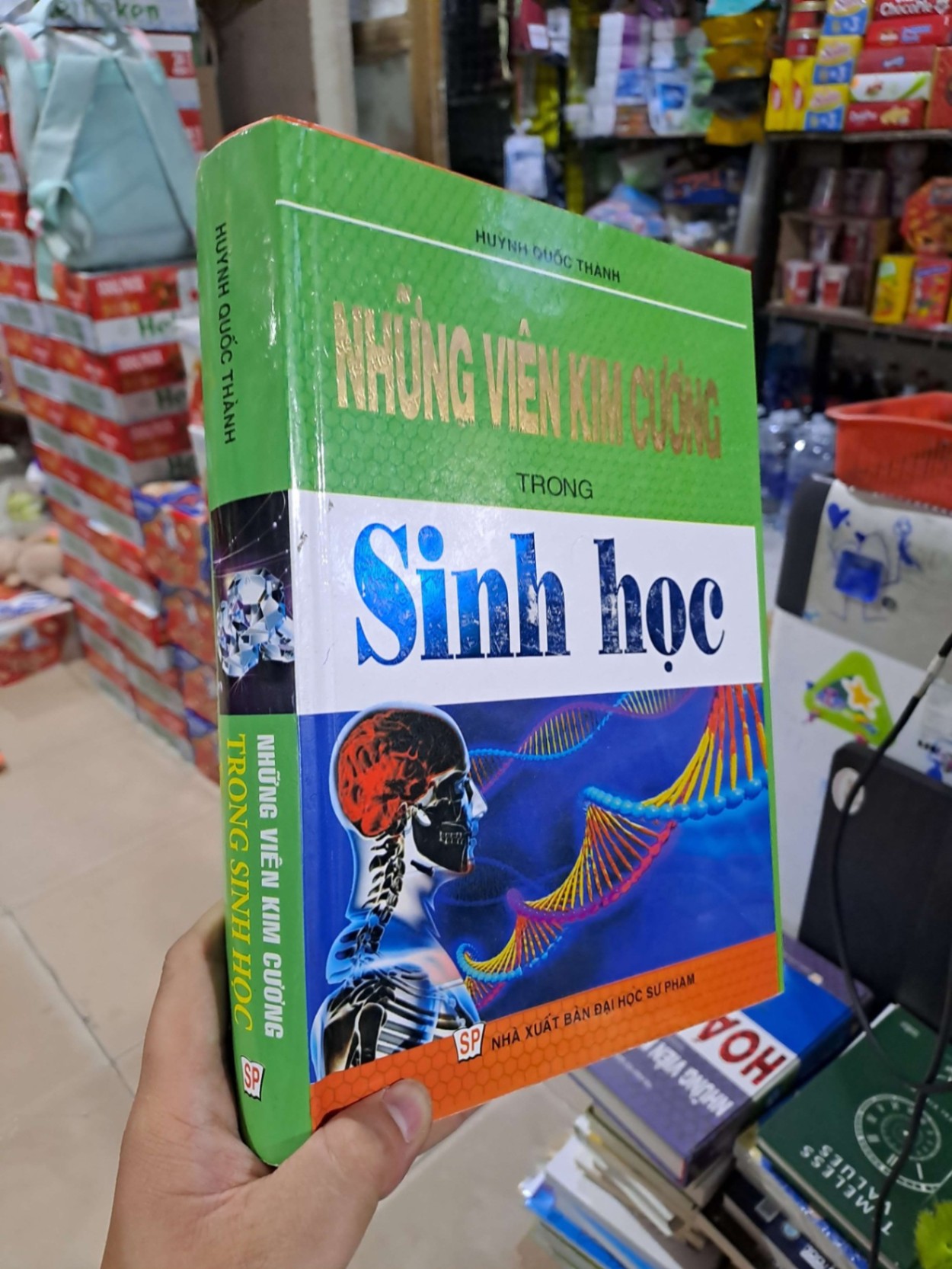 Những Viên Kim Cương Trong Sinh Học - Huỳnh Quốc Thành - mất trang thông tin xuất bản - GIÁO TRÌNH, CHUYÊN MÔN - HCM3012