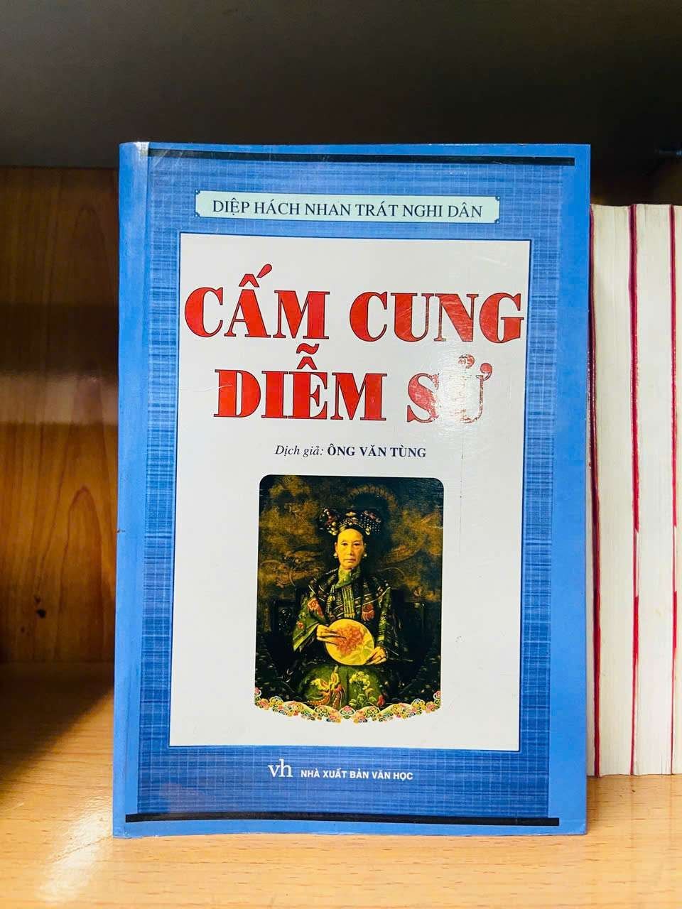 Cấm cung Diễm sử - Nhiều tác giả LỊCH SỬ - CHÍNH TRỊ - TRIẾT HỌC VAVO0810