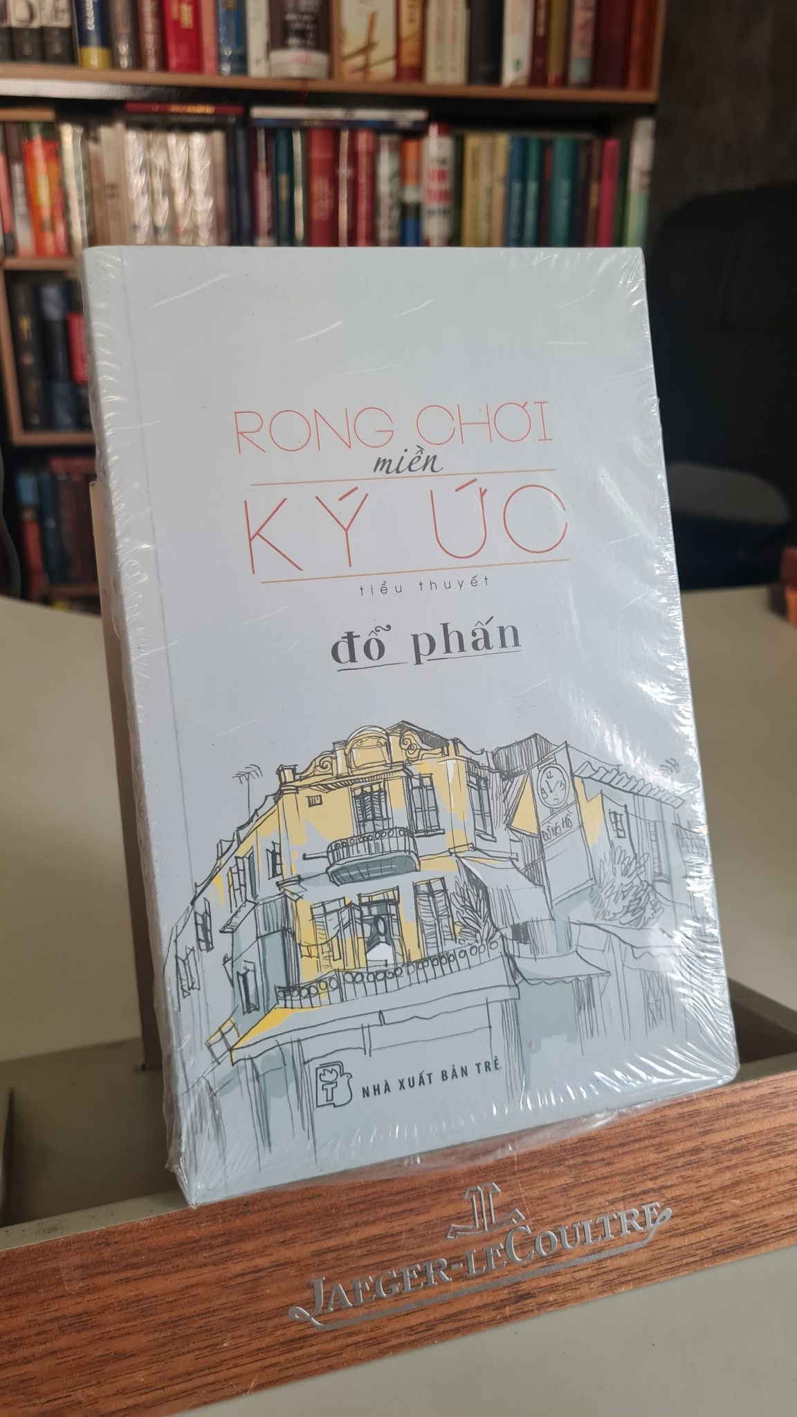 Rong chơi miền ký ức - Đỗ Phấn (sách lưu kho mới 90%) Sách văn học STB0302