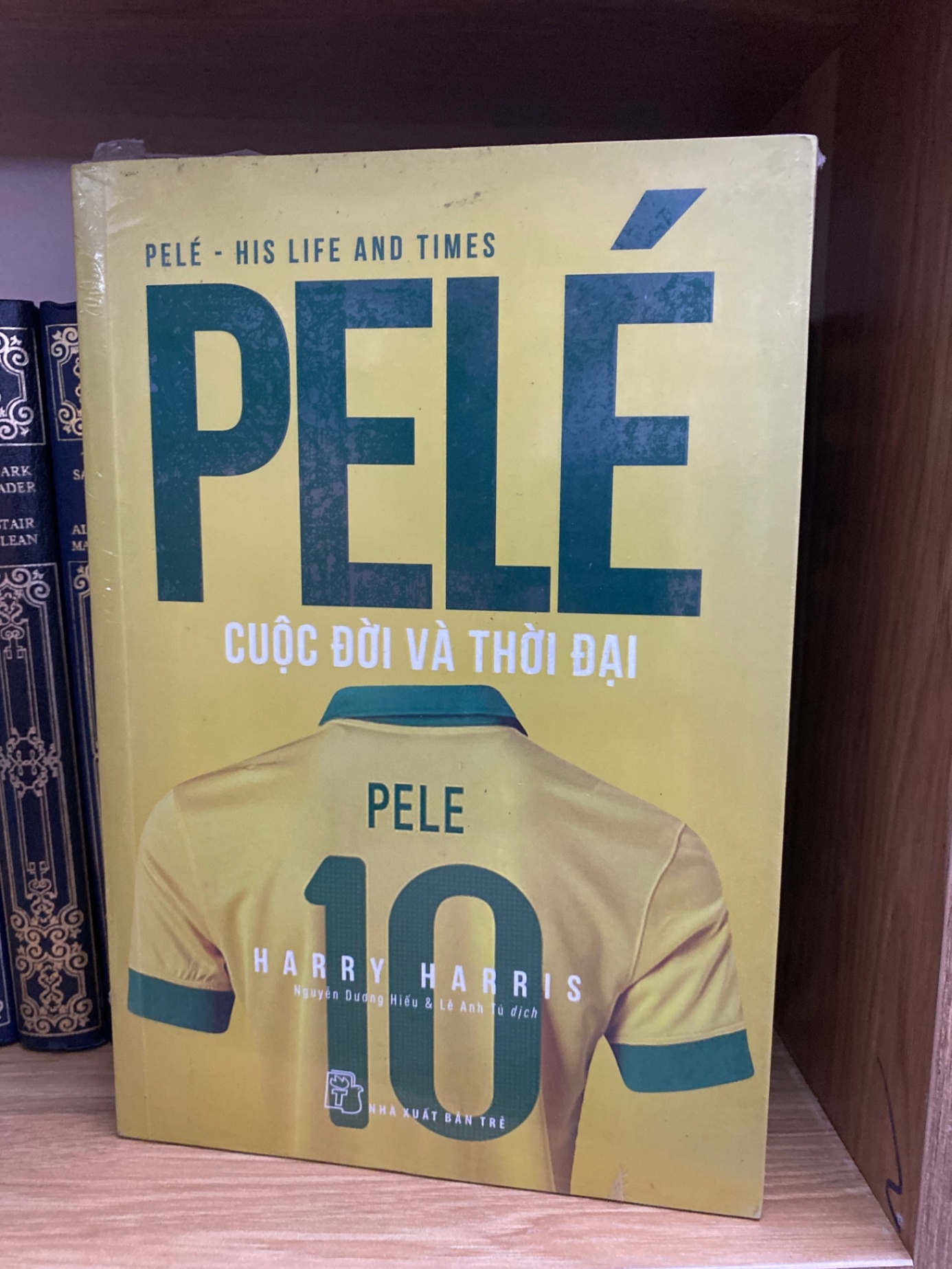 Pele’ cuộc đời và thời đại- Harry Harris Sách Danh nhân STB0302