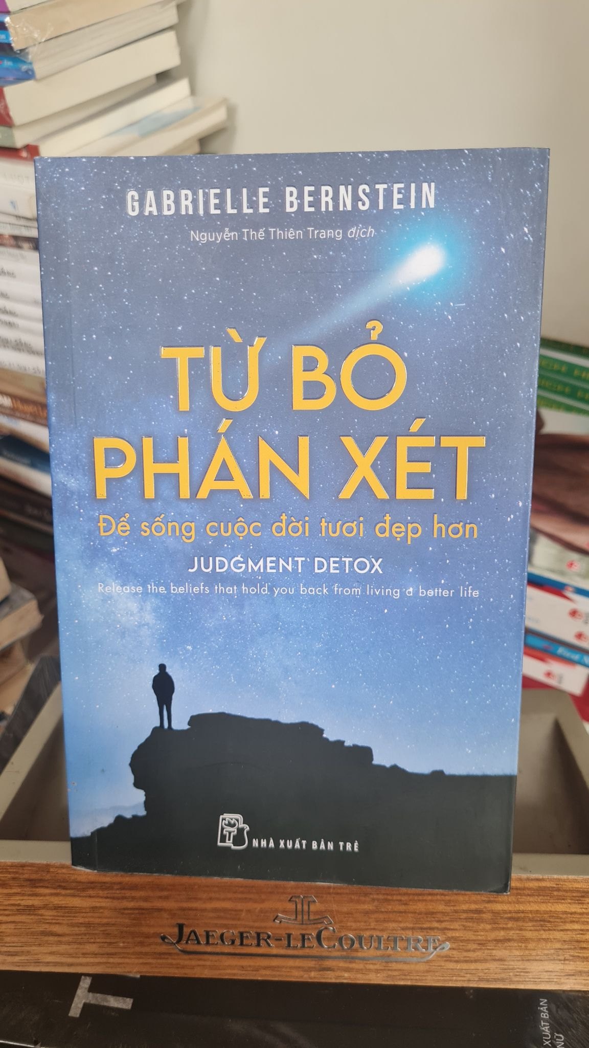 Từ bỏ phán xét - Gabrielle Bernstein Sách kỹ năng STB0302