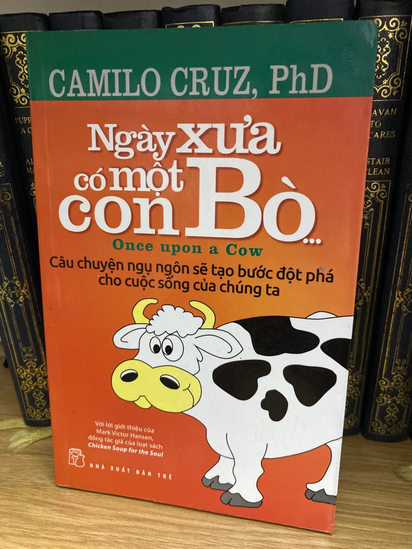 Ngày Xưa Có Một Con Bò-Camllo Cruz, PhD Sách kỹ năng STB0302