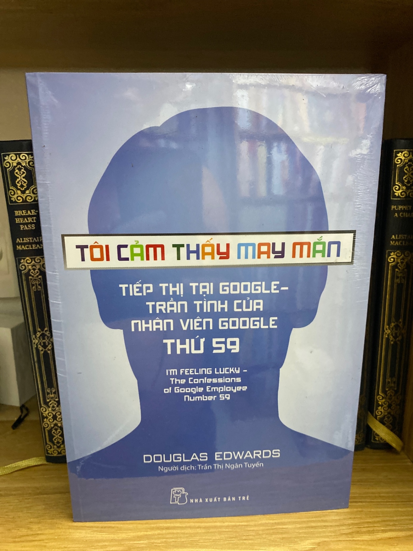Tôi cảm thấy may mắn - Douglas Edwards (mới 95%) Sách kỹ năng STB0302