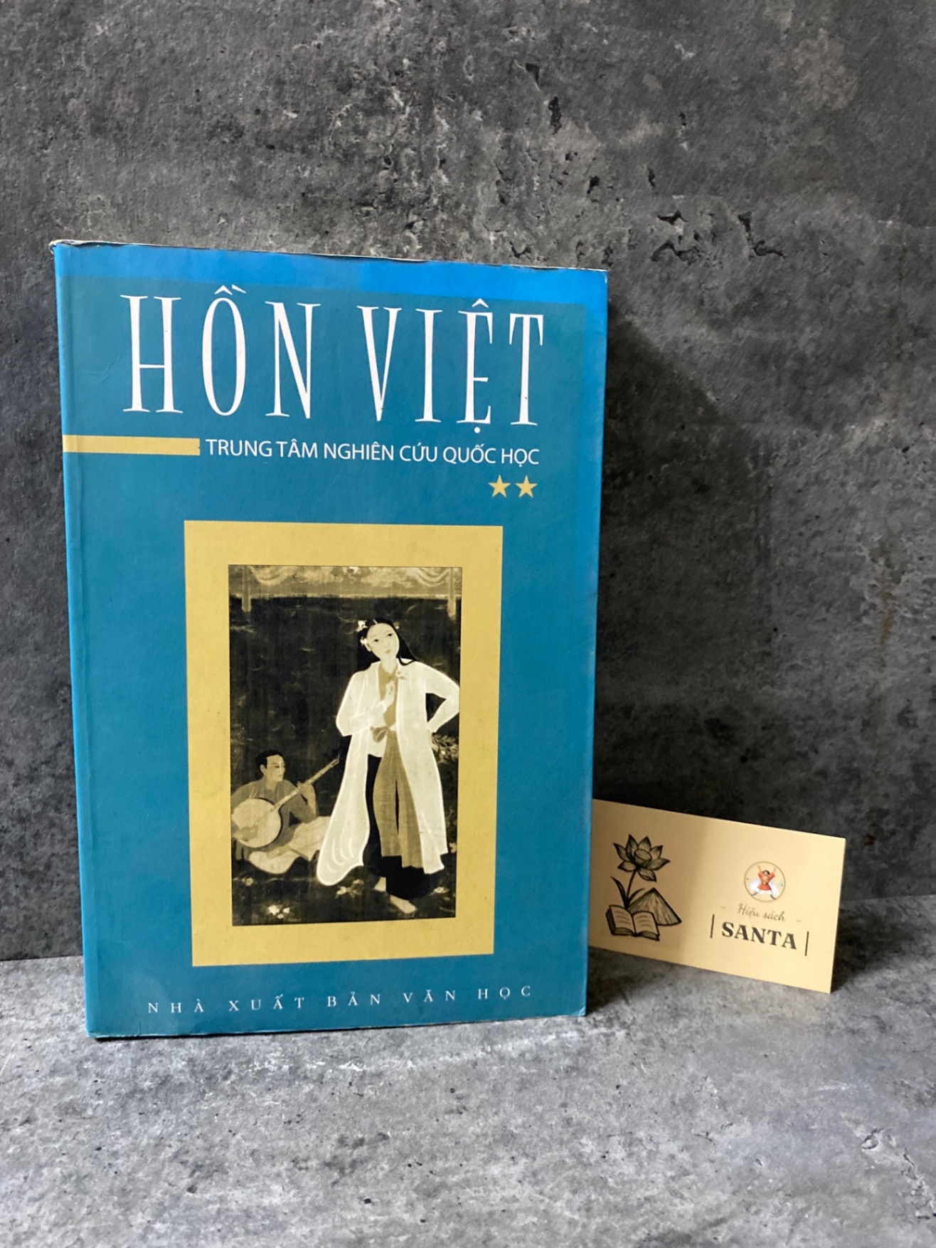Hồn Việt tập 2- Trung tâm nghiên cứu Quốc Học Sách văn học STB0302