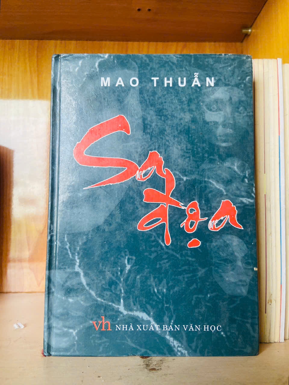Sa đọa / Mao Thuẫn Sách văn học VAVO3101