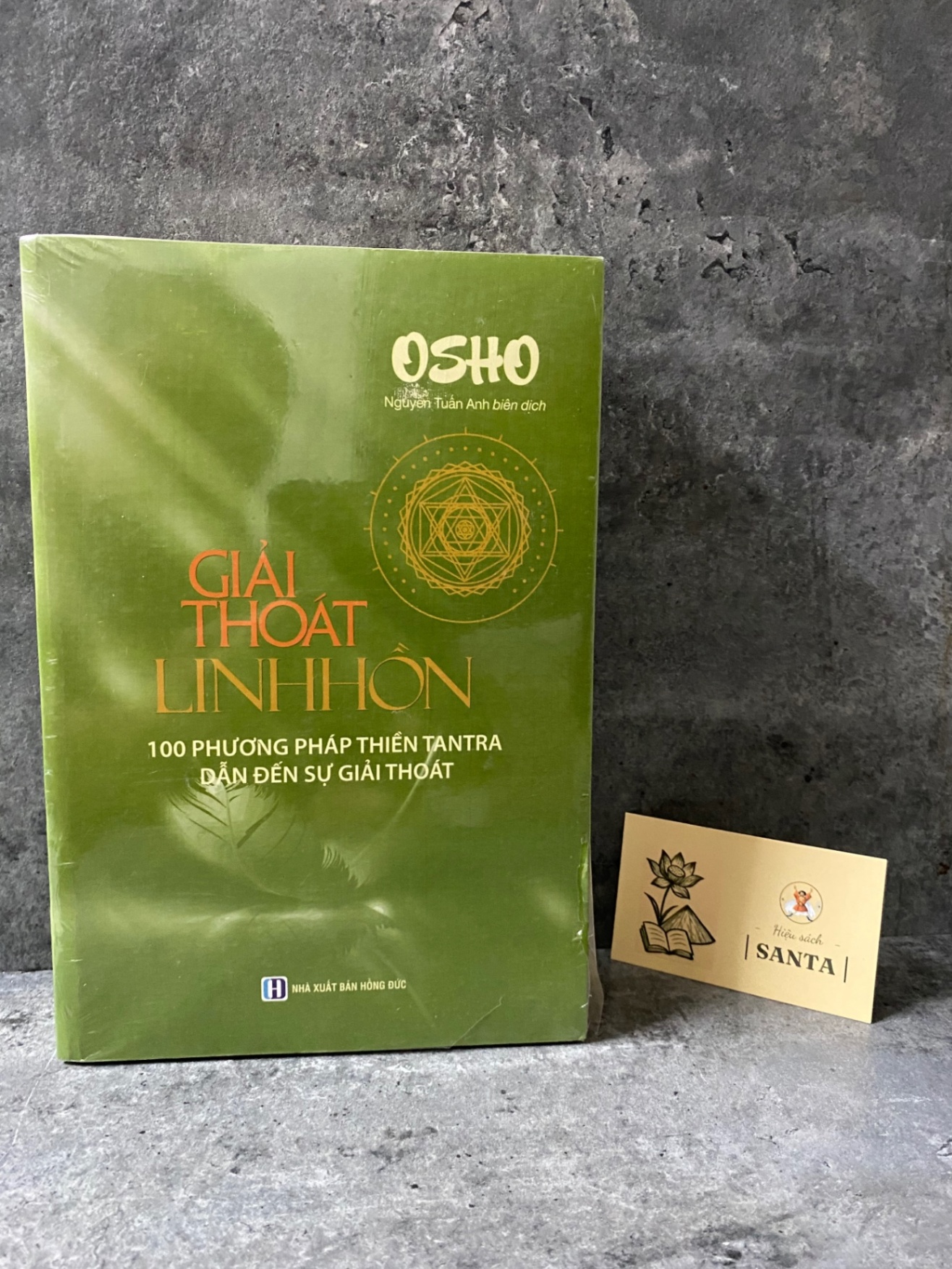 Giải thoát linh hồn- Osho- Sách mới còn seal,giấy xốp có chấm ố cạnh Sách tôn giáo - tâm linh STB0302