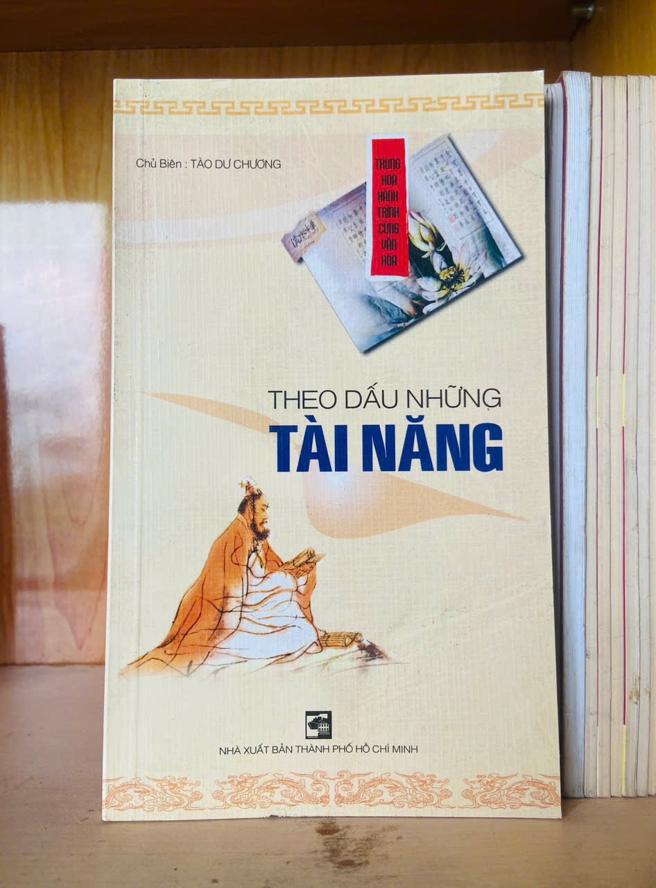 Theo dấu những tài năng Sách kiến thức tổng hợp VAVO3101