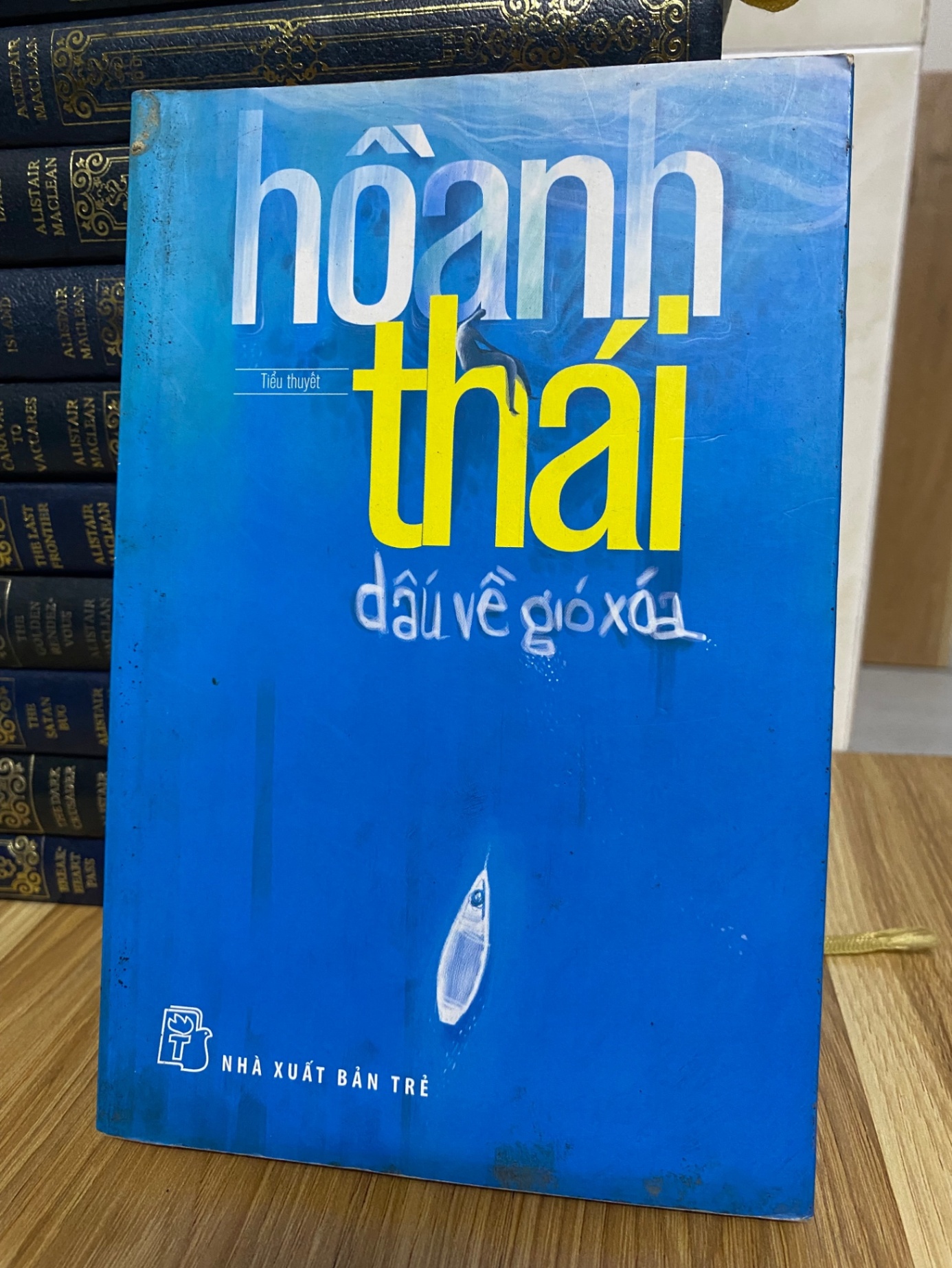Dấu về gió xoá- Hồ Anh Thái Sách văn học STB0302