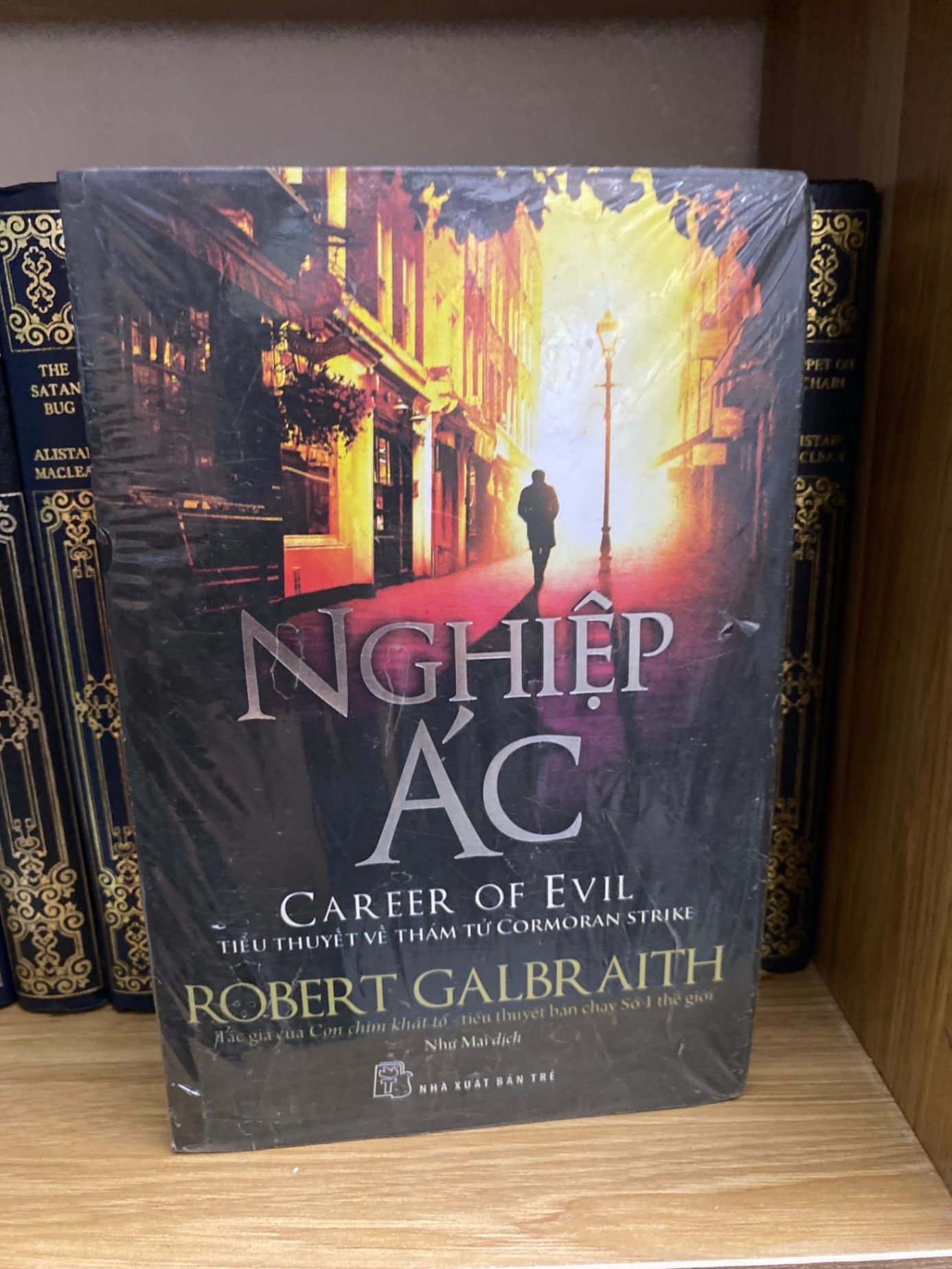 Nghiệp Ác - Robert Galbraith- Sách mới 90% Sách văn học STB0302