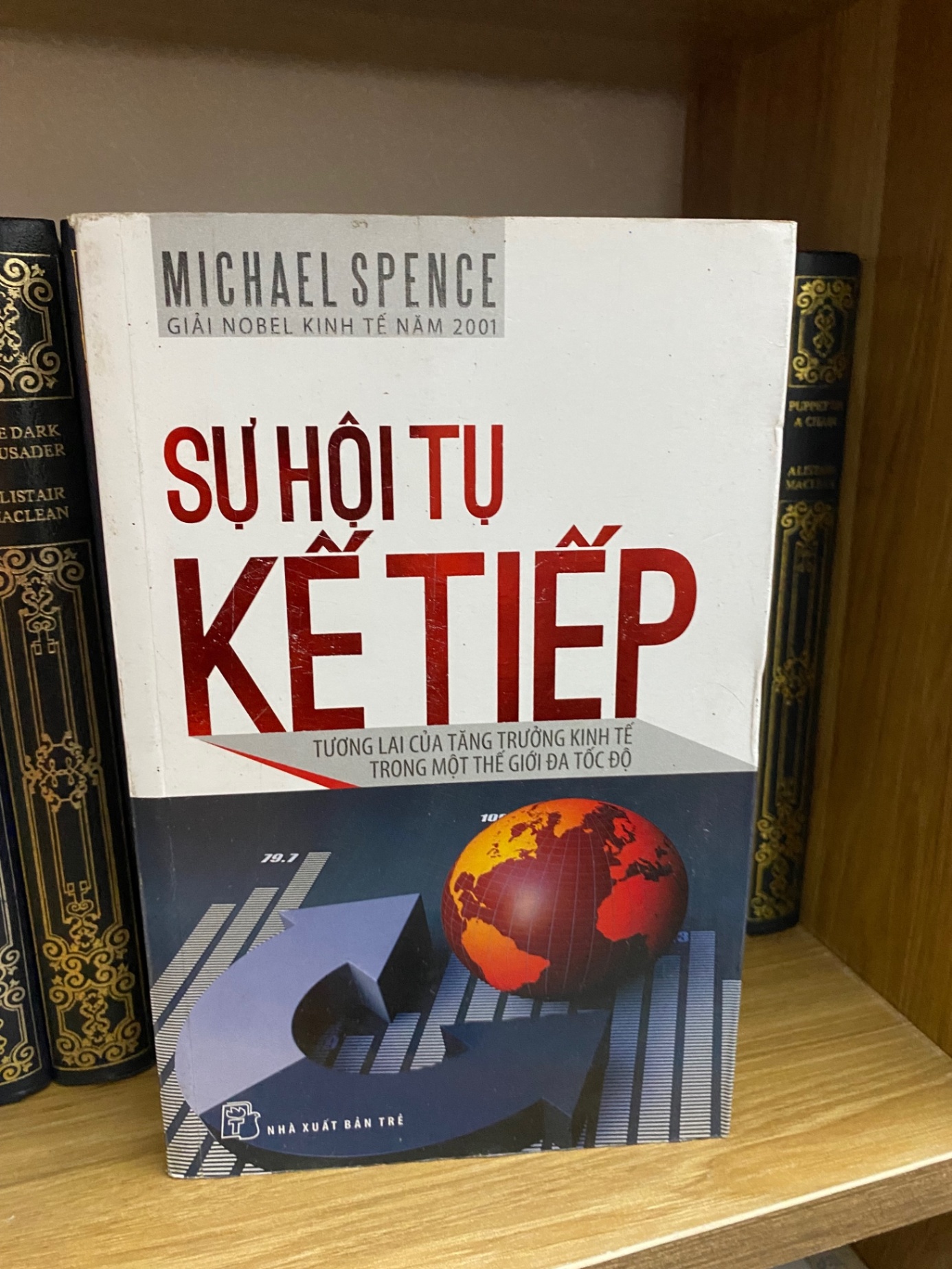 Sự Hội Tụ Kế Tiếp- Michael Spence- Sách lưu kho,giấy xốp có ố Sách kinh tế - tài chính - chứng khoán STB0302