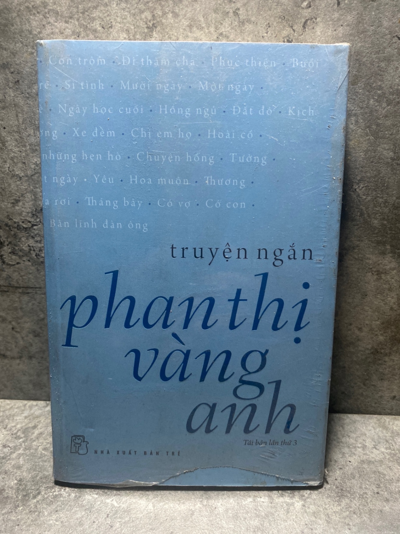 Truyện ngắn Phan Thị Vàng Anh Sách văn học STB0302