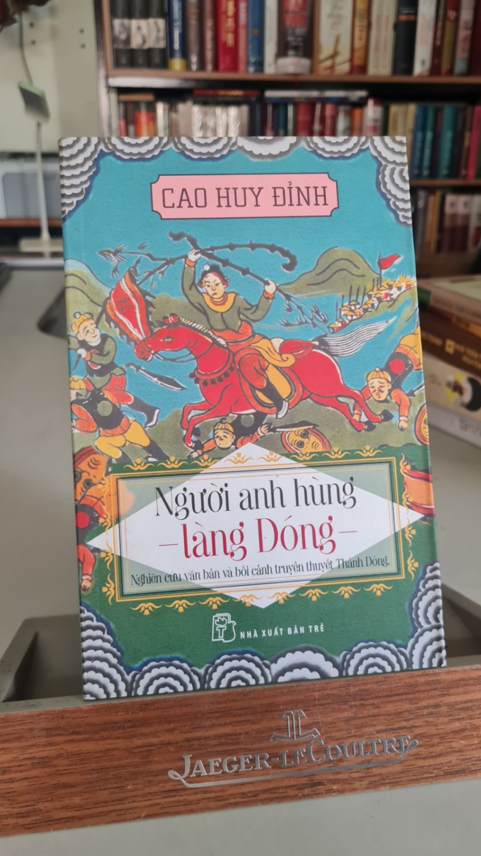 Người anh hùng làng Dóng - Cao Huy Đỉnh Sách văn học STB0302