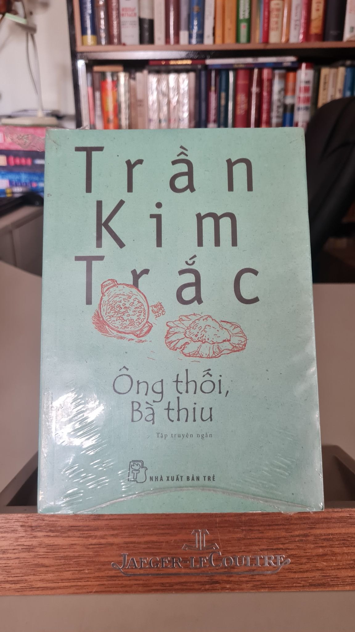 Ông thối bà thiu - Trần Kim Trắc Sách văn học STB0302