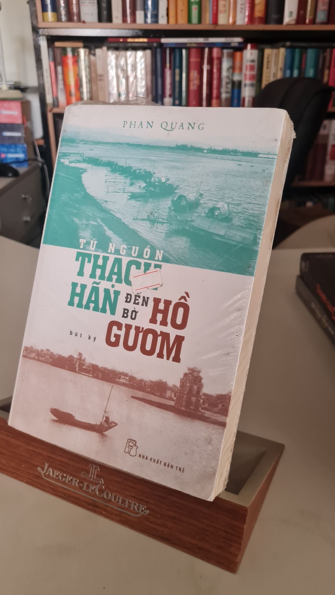 Từ nguồn thạch hãn đến bờ hồ gươm -Sách lưu kho mới 95%- Phan Quang [2001] bút ký Sách văn học STB0302