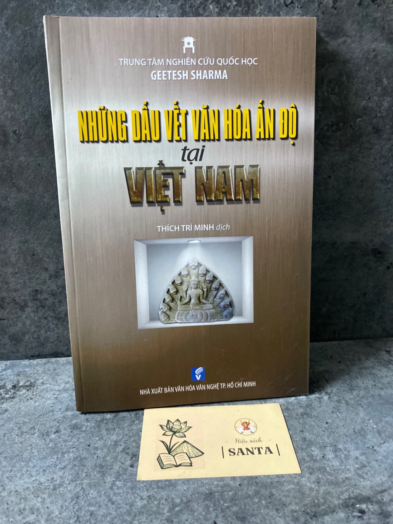 Những dấu vết văn hoá Ấn Độ tại Việt Nam - sách lưu kho mới 95% Sách chuyên khảo, khảo cứu STB0302