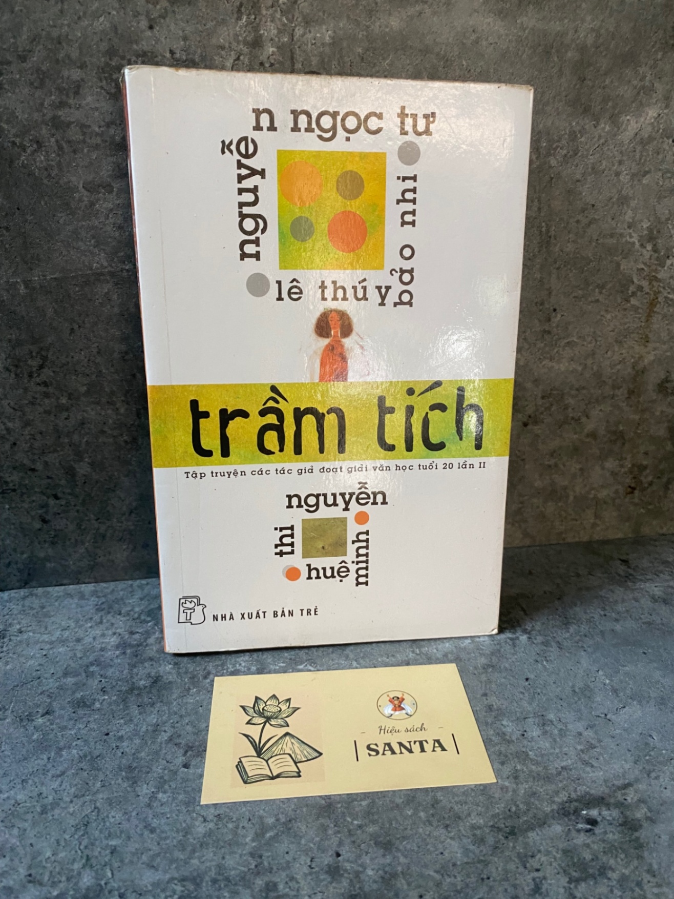Trầm tích- tập truyện các tác giả đoạt giải văn học tuổi 20 lần II-Sách lưu kho, giấy xốp ố theo thời gian Sách văn học STB0302