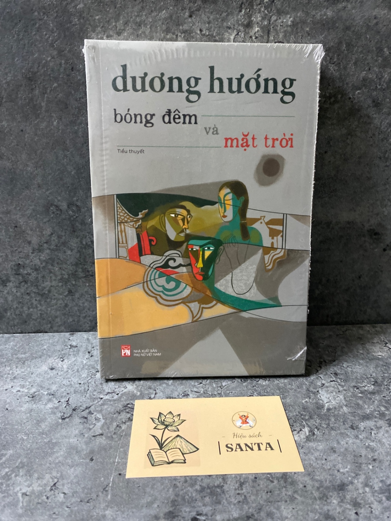 Bóng đêm và mặt trời- Dương Hướng (sách mới) Sách văn học STB0302