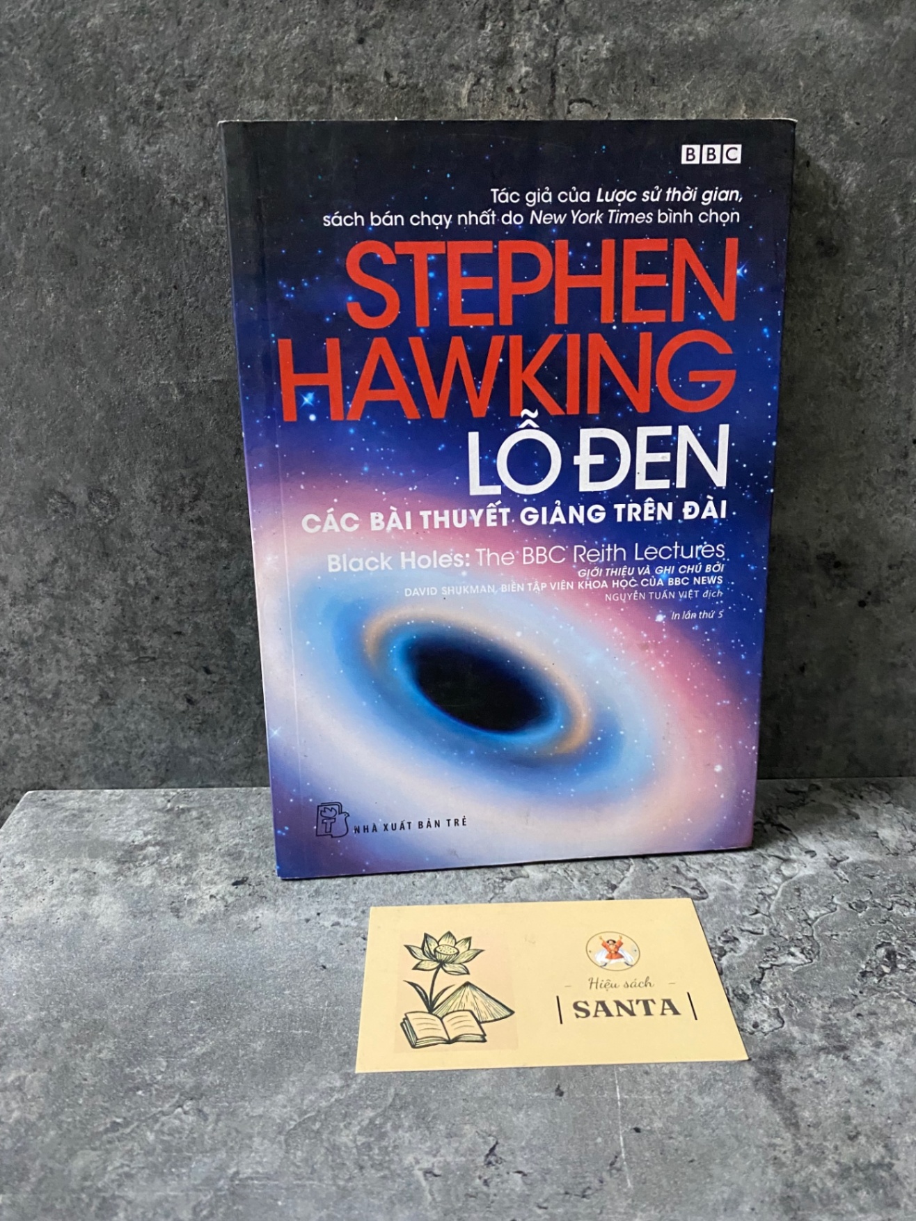 Lỗ đen- Stephen Hawking- sách lưu kho chưa qua sd mới 85% Sách kiến thức tổng hợp STB0302