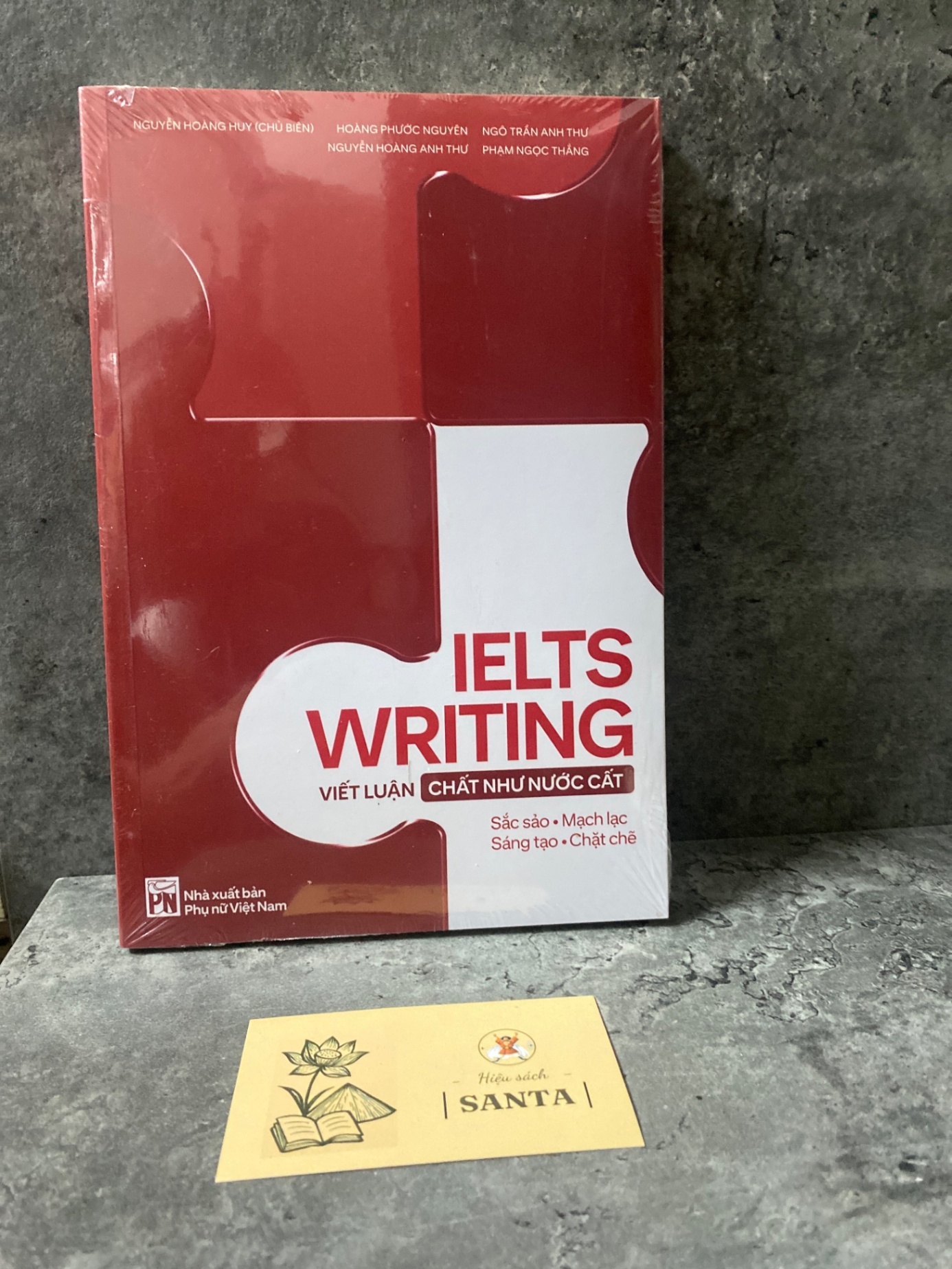 Viết luận chất như nước cất-IELTS Writing- Mới 100% Sách học ngoại ngữ khác STB0302