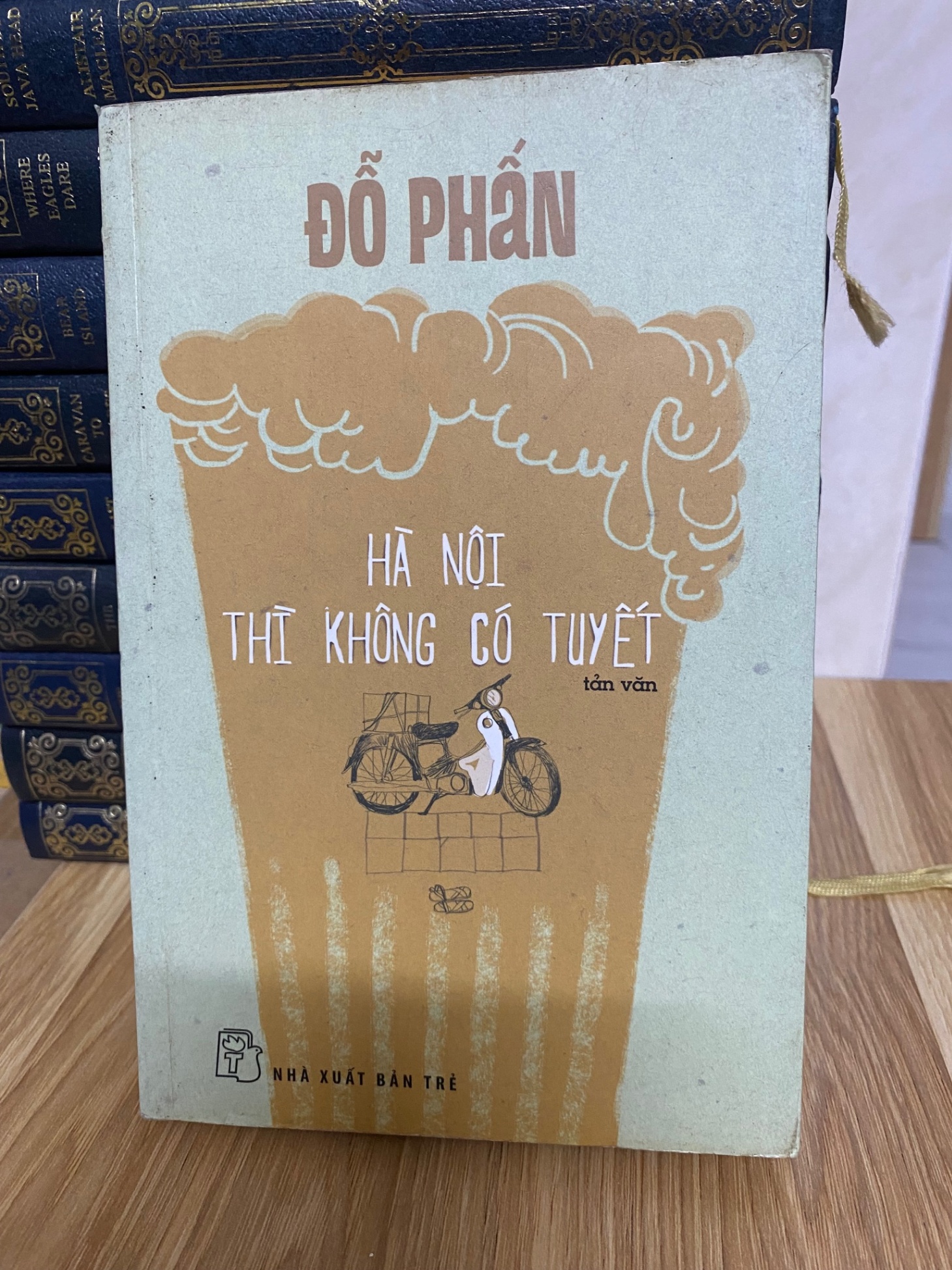 Hà Nội thì không có tuyết - Đỗ Phấn Sách văn học STB0302