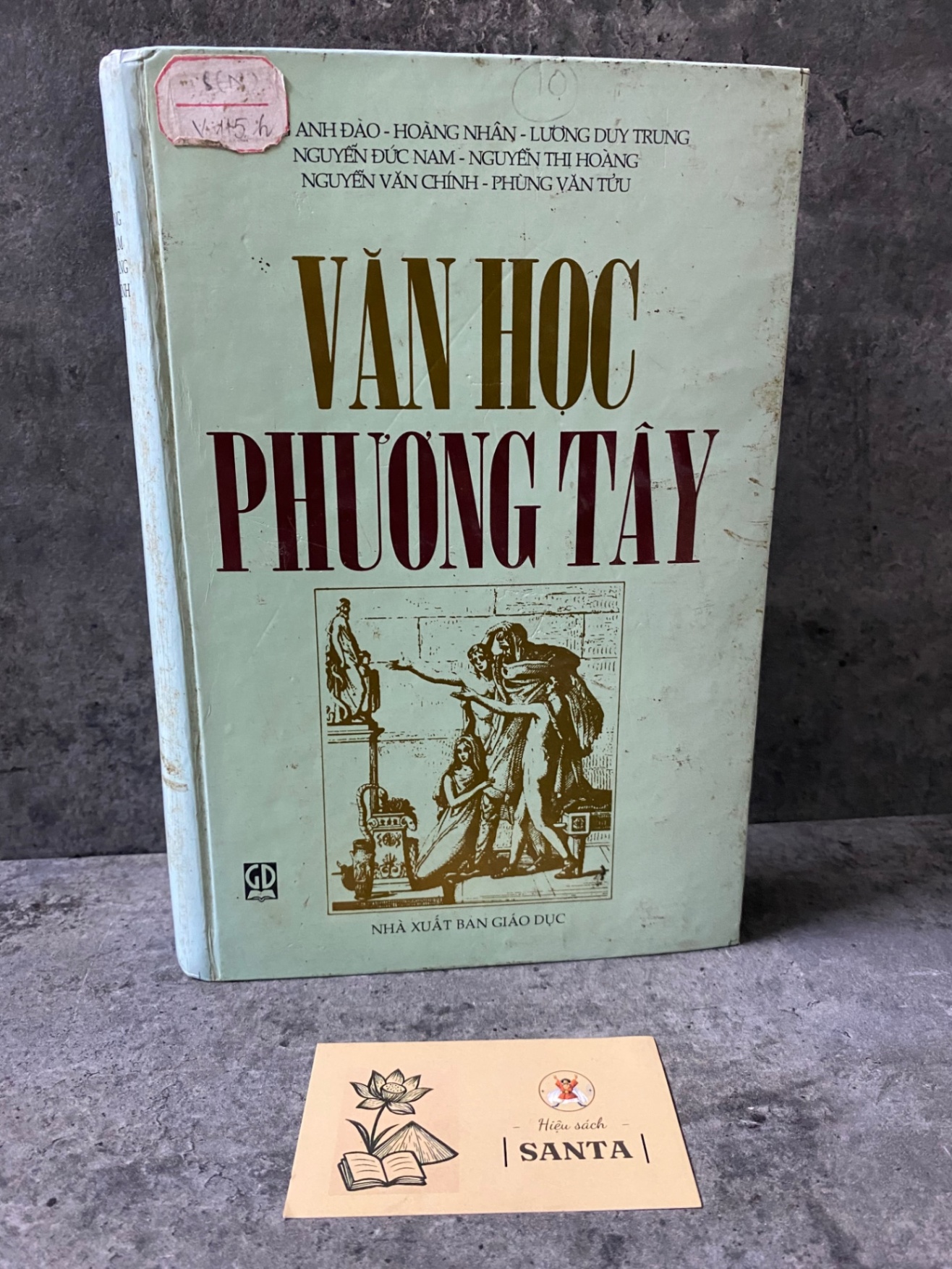 Văn Học Phương Tây (bìa cứng)- sách giấy ố theo thời gian Sách văn học STB0302