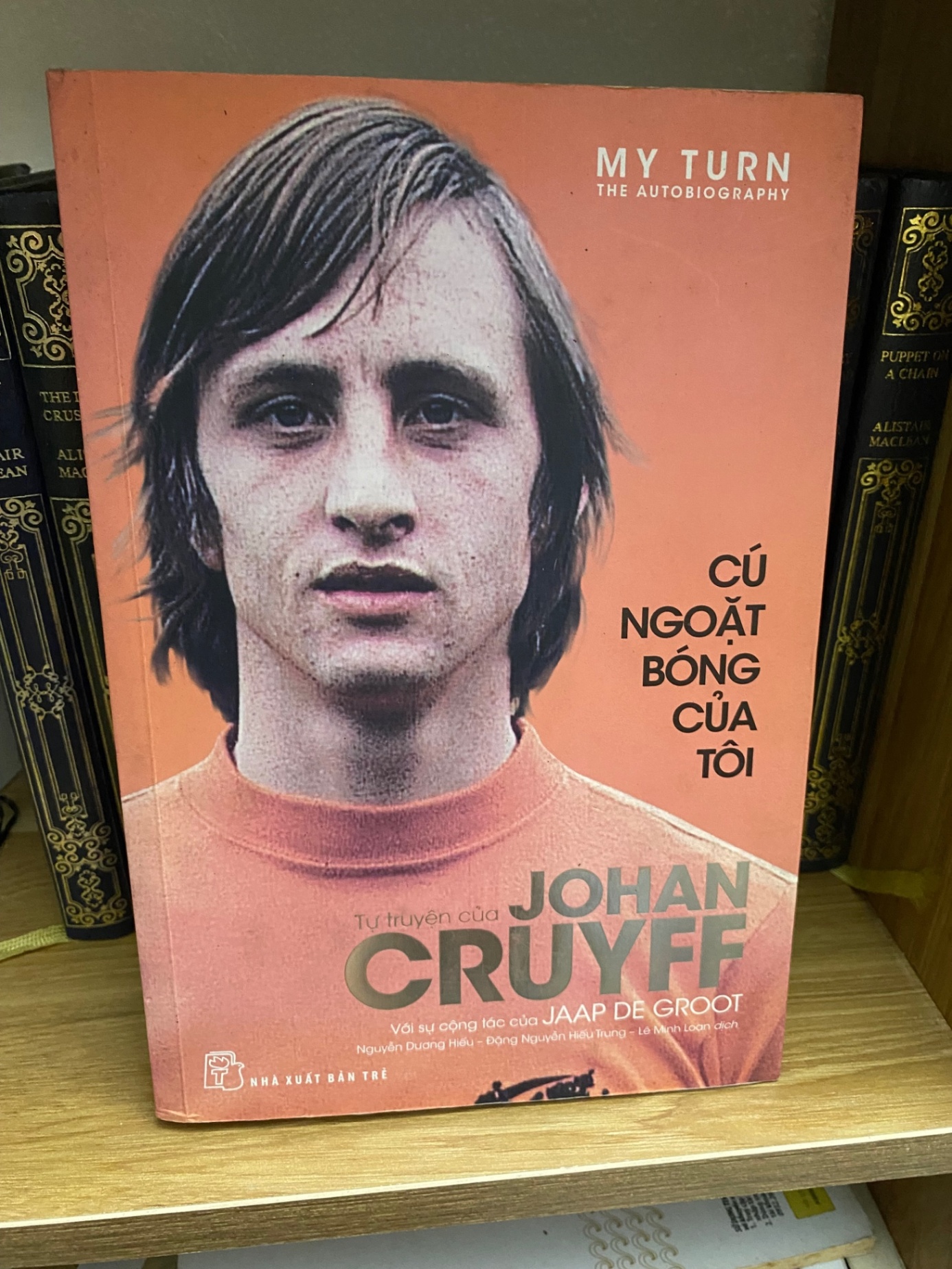 Johan Cruyff cú ngoặt bóng của tôi (sách lưu kho mới 85%, có ố) Sách Danh nhân STB0302