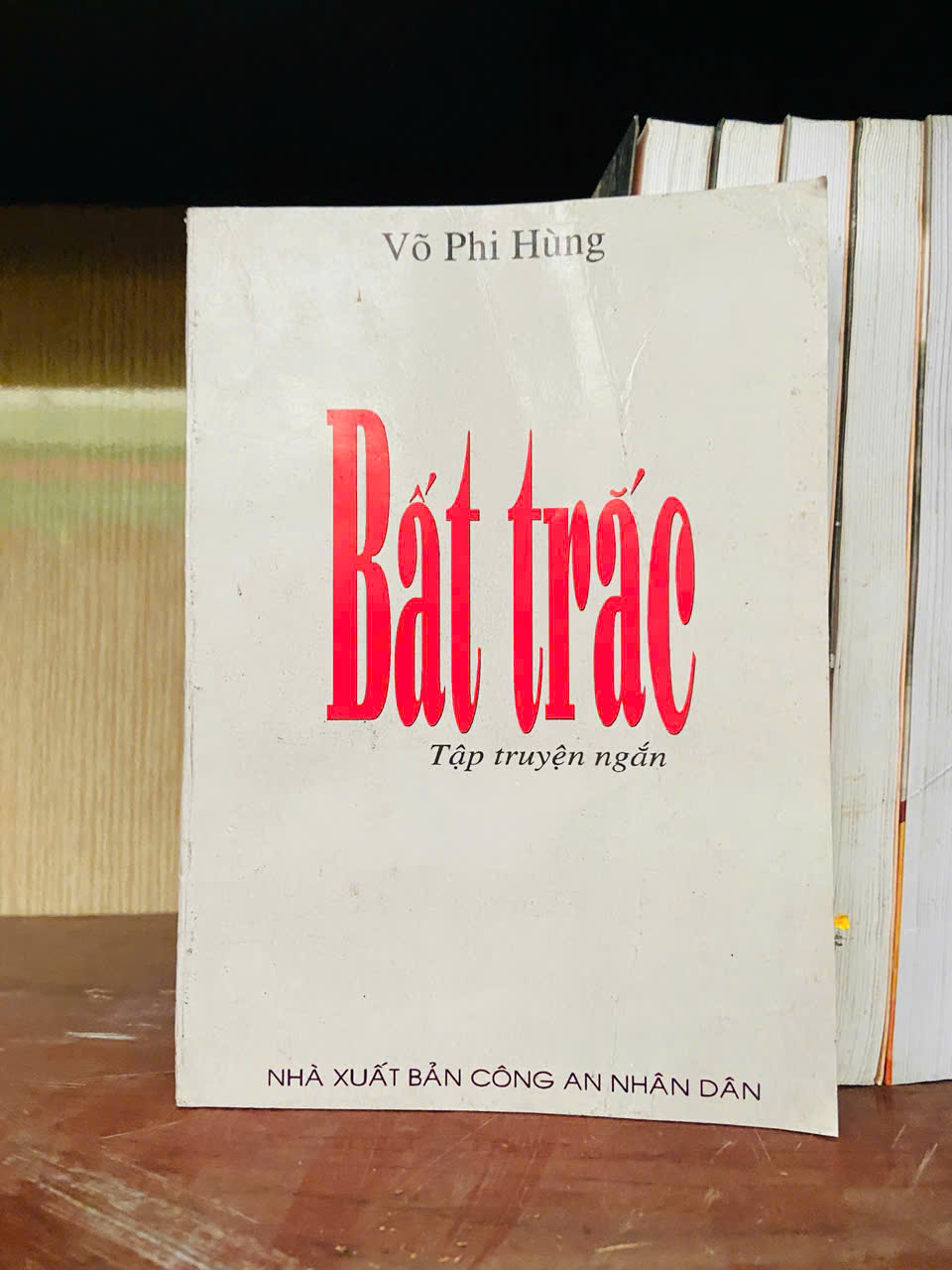 Bất trắc - Võ Phi Hùng Văn học Việt Nam VAVO2702