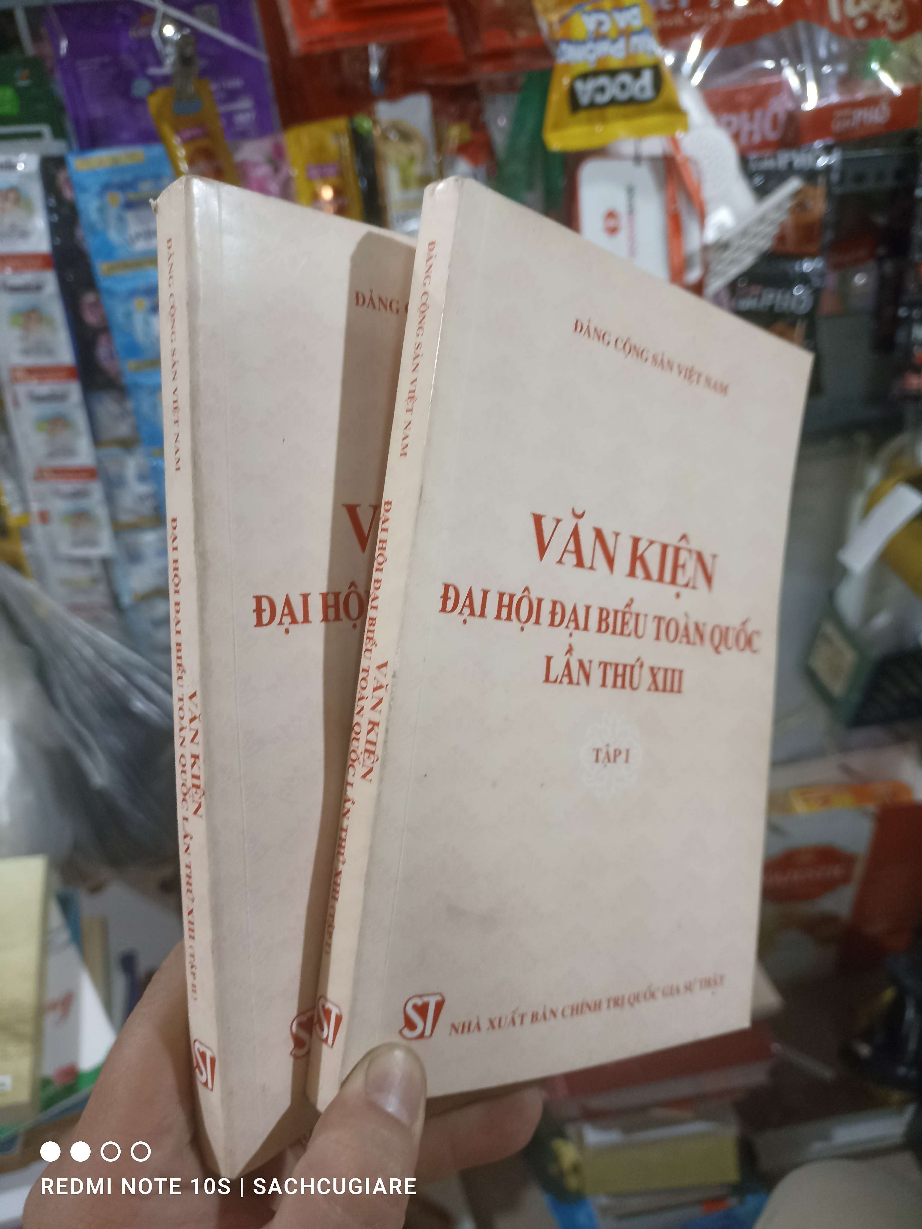 Bộ 2 cuốn Văn kiện đại hội đại biểu toàn quốc lần thứ XIII 2021 mới 90% Sách chính trị - pháp lý HCM2702