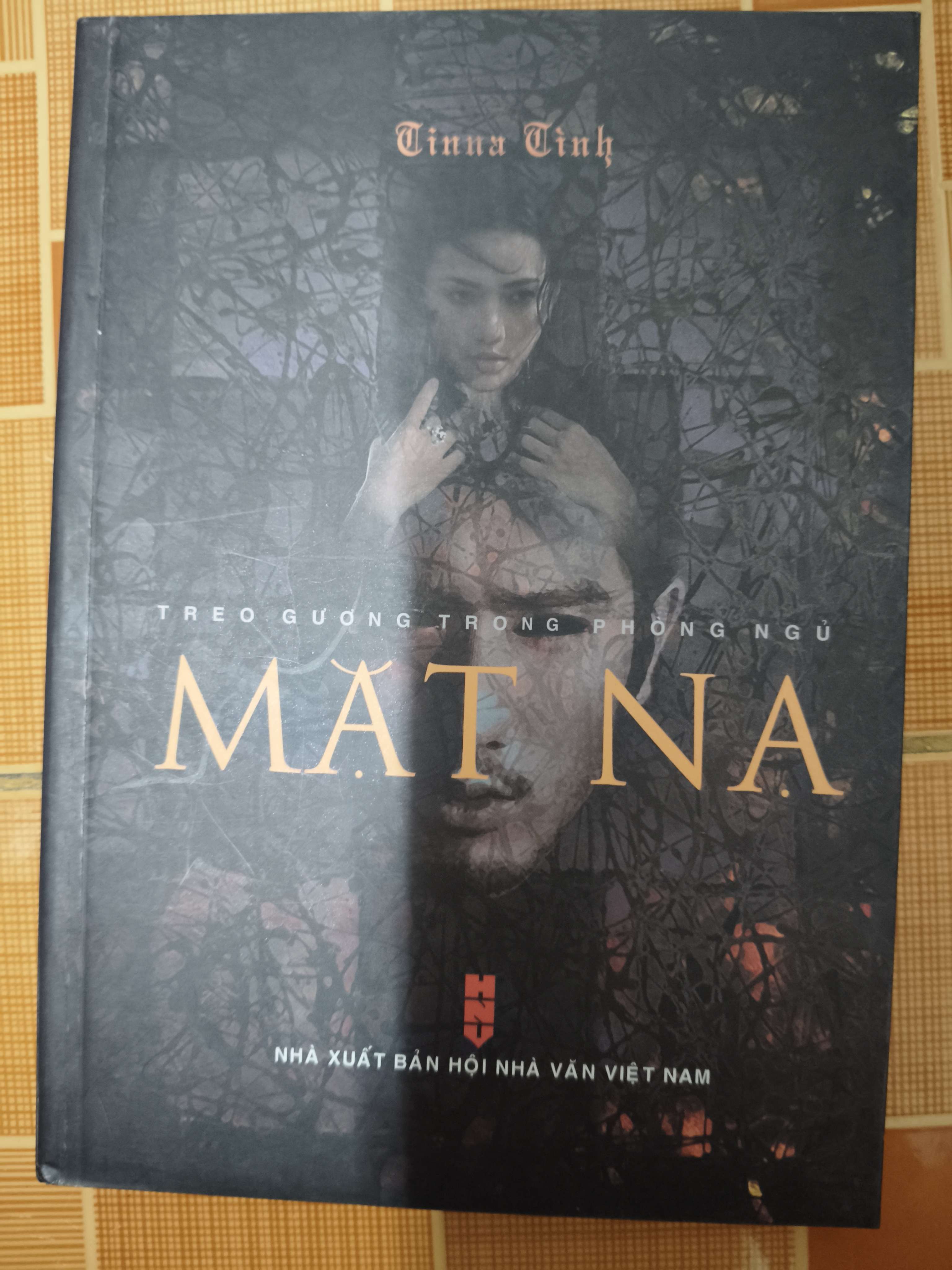 Mặt nạ - 2013 - 198 trang Văn học Việt Nam ANTQ2702