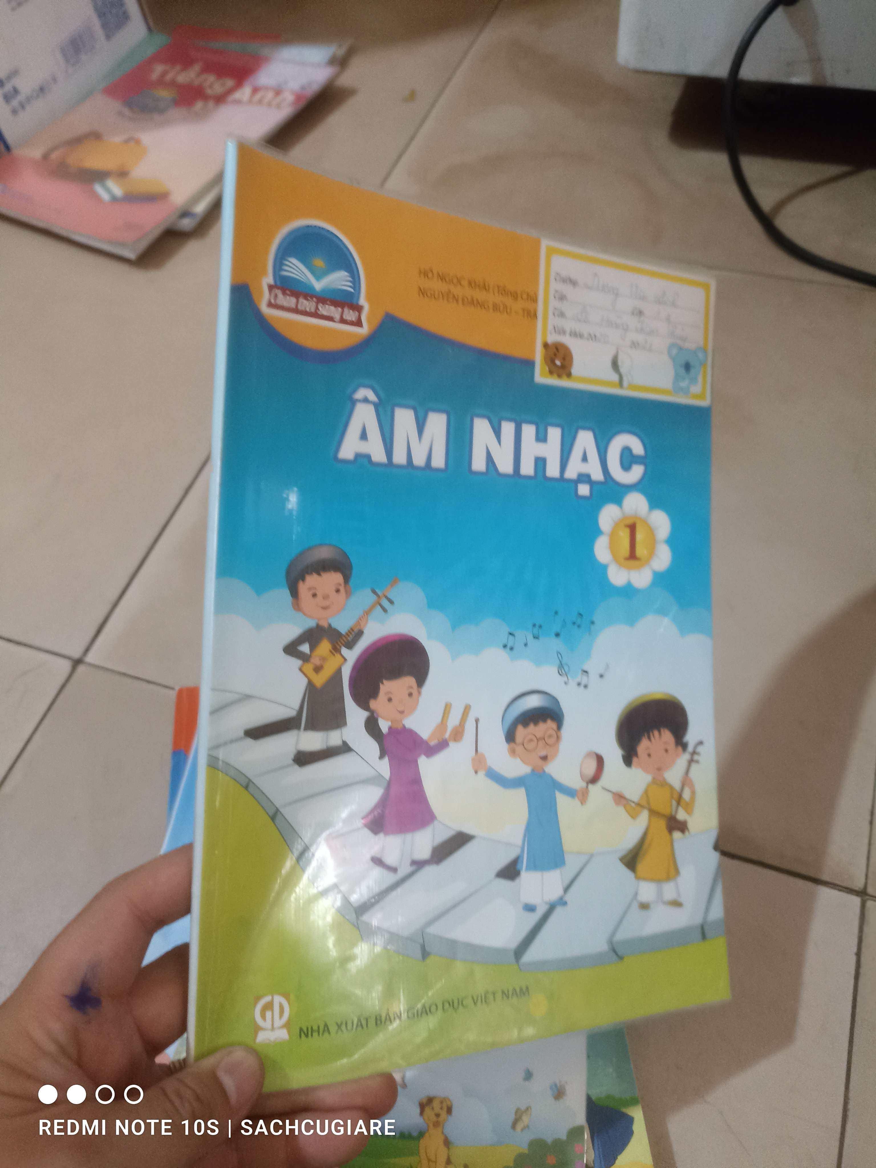 Âm nhạc lớp 1 (Chân trời sáng tạo) Giáo khoa HCM2702