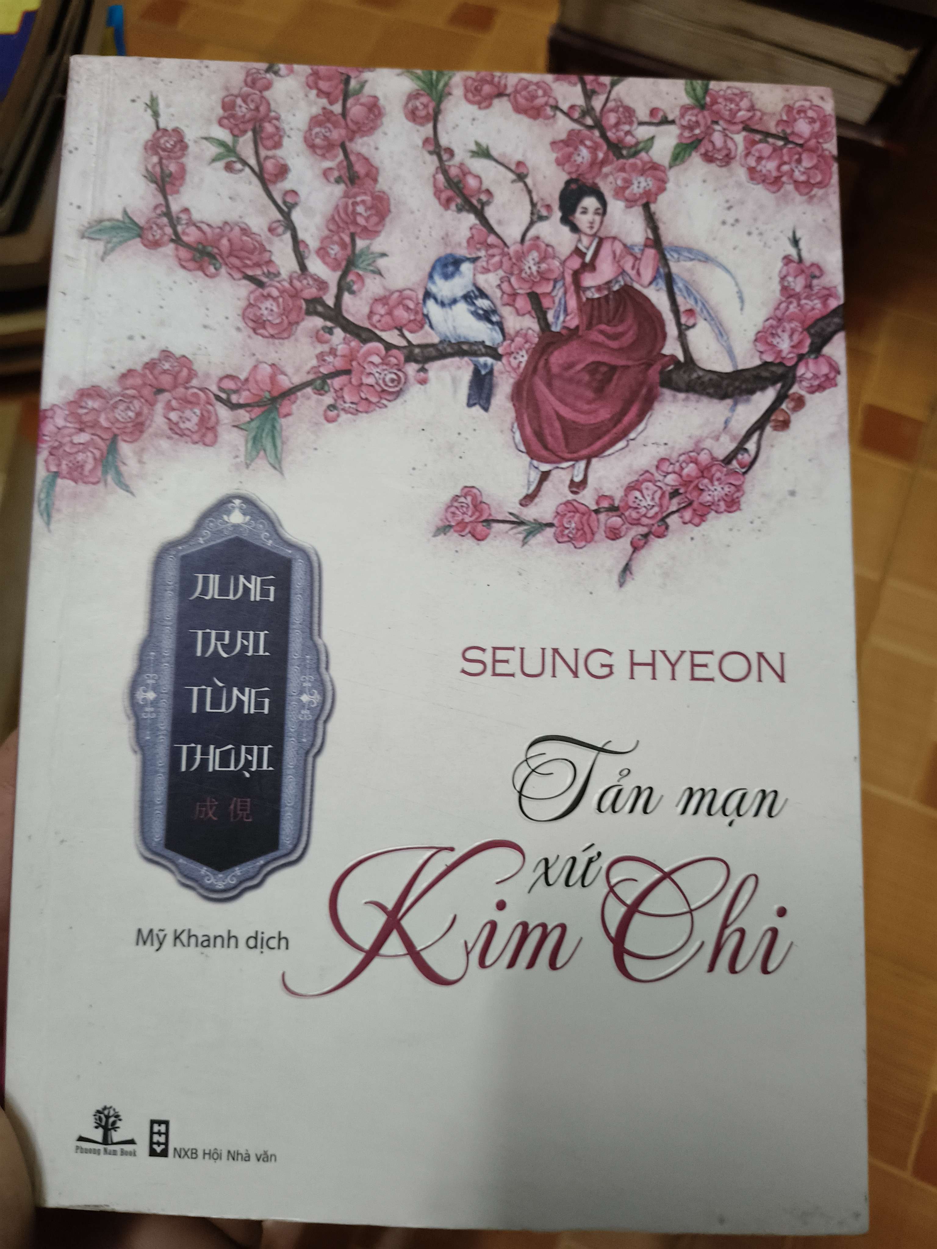 Tản mạn xứ kim chi - 2014 - 235 trang Sách văn học ANTQ2702
