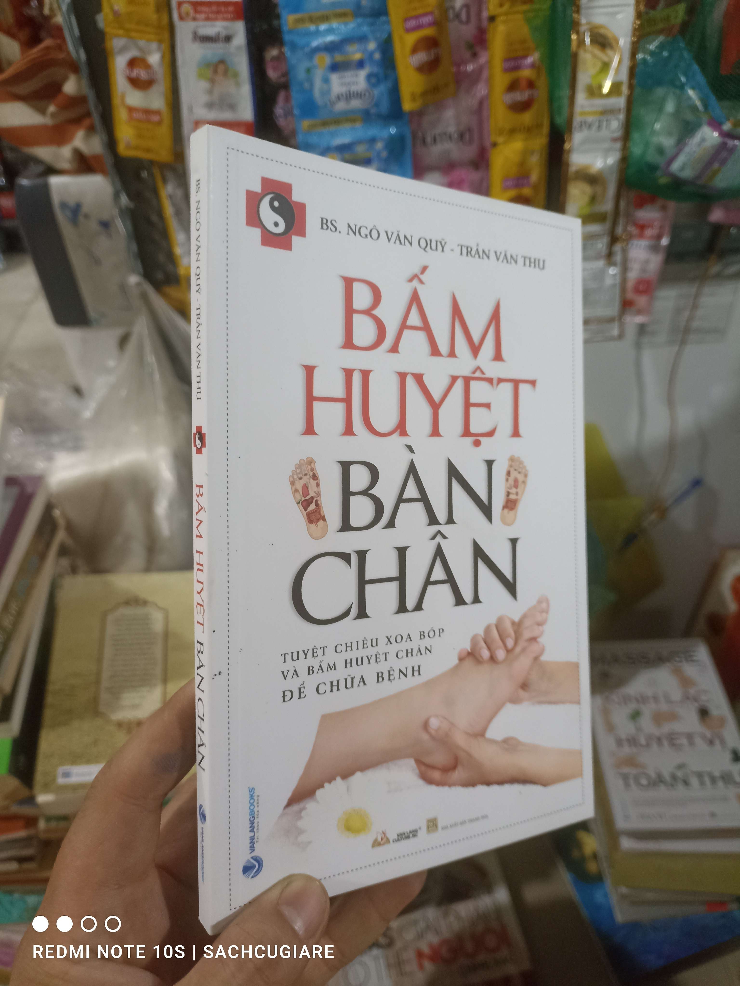 Bấm huyệt bàn chân - Văn Quỹ - Văn Thụ 2023 mới 90% Sách Y học - Sức khỏe - Thể thao HCM2702 (NSX)